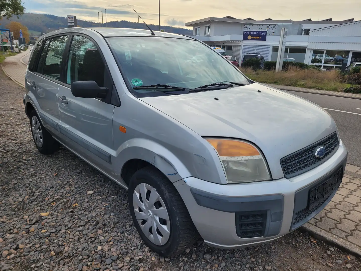 Ford Fusion Fusion diesel 1.4 tdci Silber - 2
