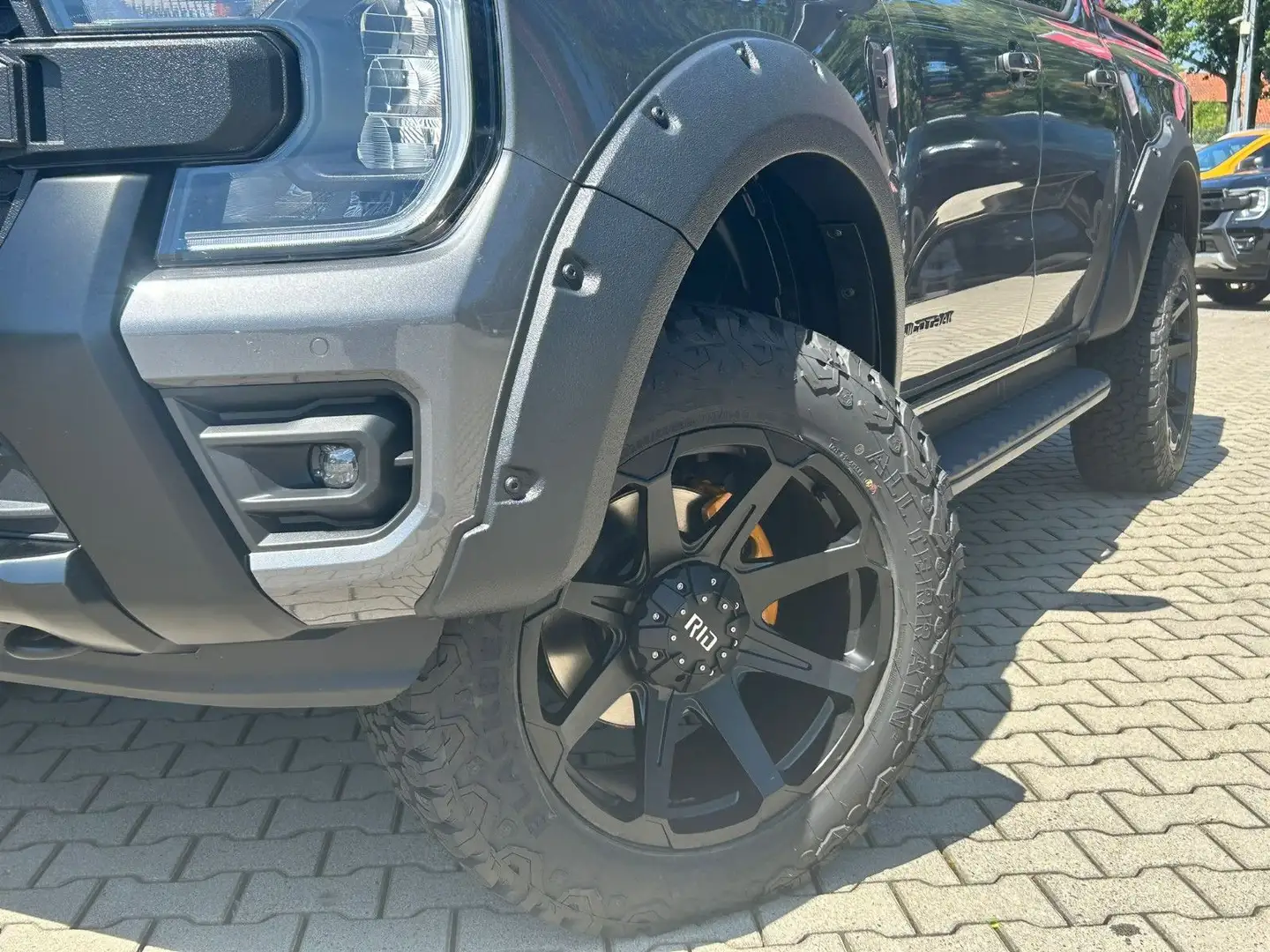Ford Ranger Wildtrak 3,0 eRollo Stdhz hoch breit Alu20 Np80t Grijs - 2
