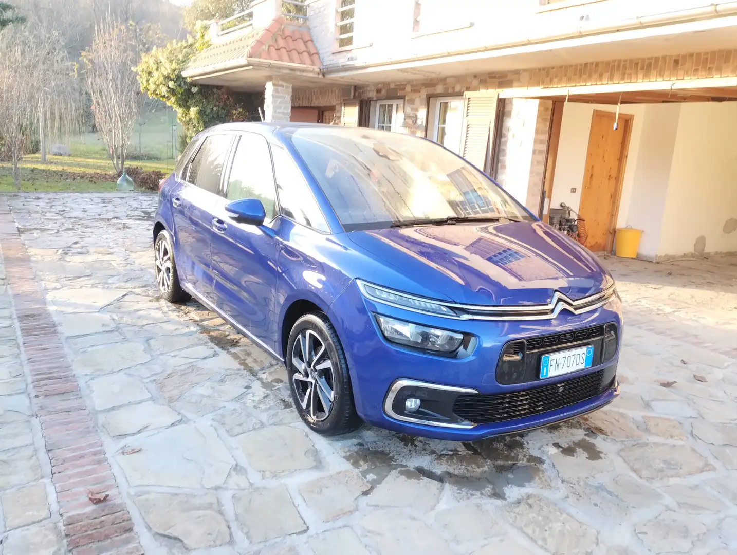 Citroen C4 Picasso C4 Picasso II 2017 1.6 bluehdi Shine s Blu/Azzurro - 1