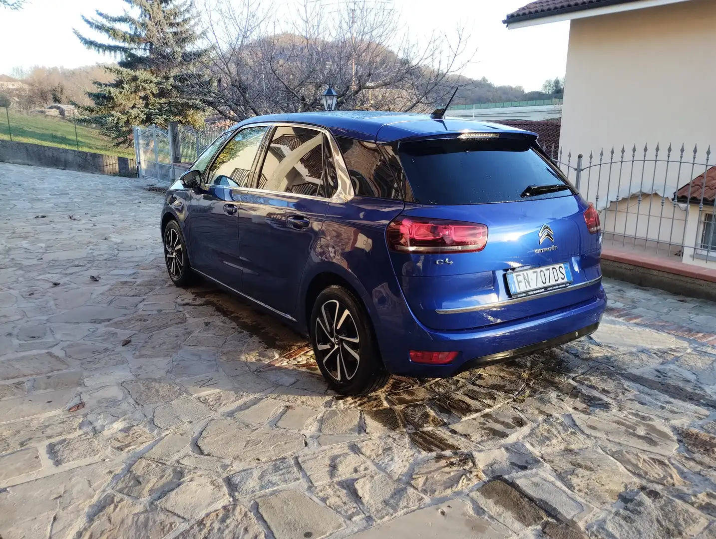 Citroen C4 Picasso C4 Picasso II 2017 1.6 bluehdi Shine s Blu/Azzurro - 2