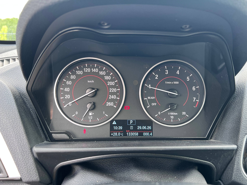 BMW 118 Sport Line, Tüv Neu, Inspektion Neu — photo 14