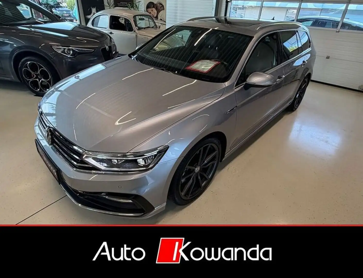 Volkswagen Passat Variant R-Line 4Motion -Facelift *Wenig Km* Silber - 2
