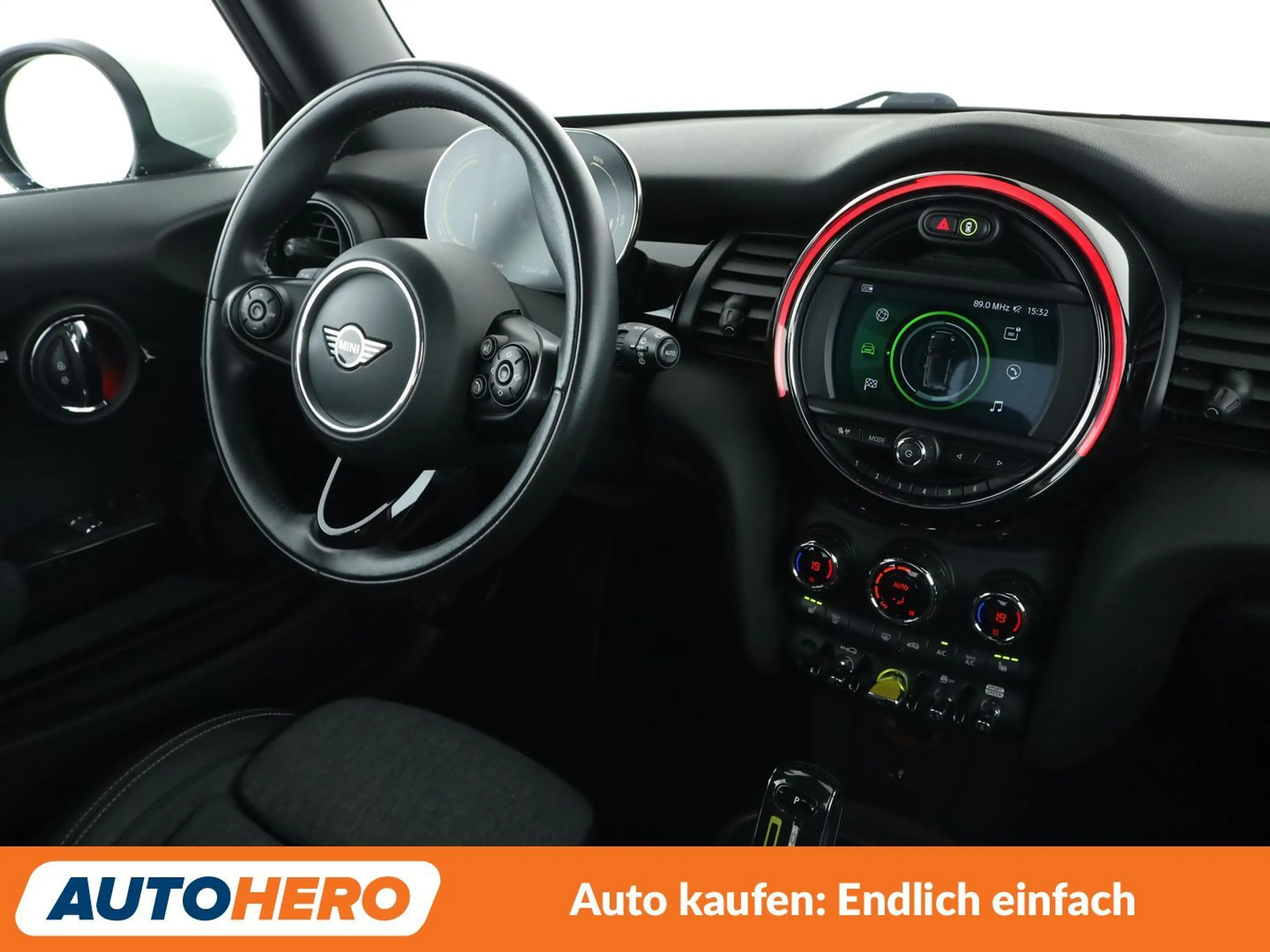 MINI Cooper SE Cooper SE Trim M Aut.*NAVI*LED*TEMPO*CAM*PDC* — photo 13