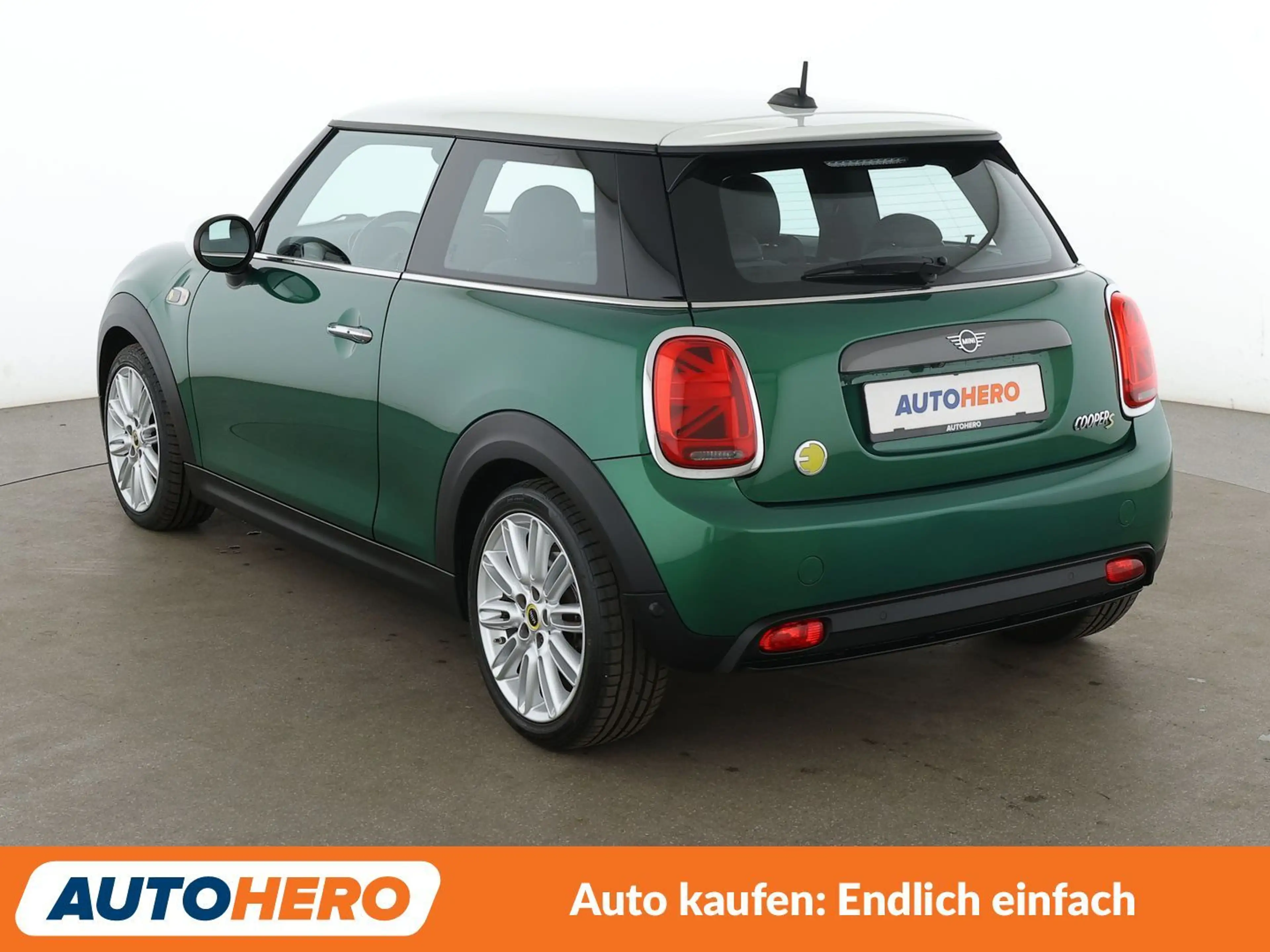 MINI Cooper SE Cooper SE Trim M Aut.*NAVI*LED*TEMPO*CAM*PDC* — photo 4