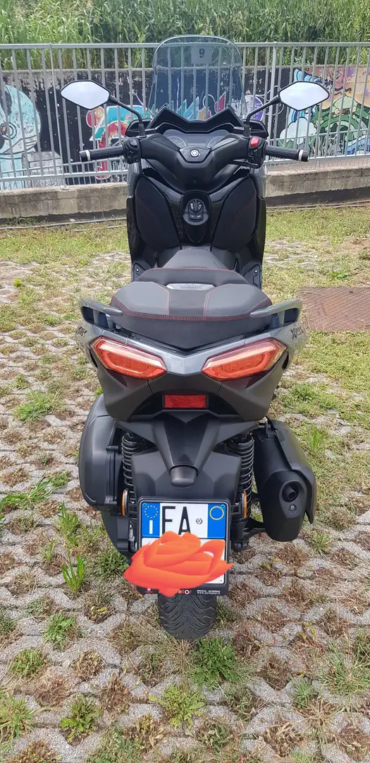 Yamaha X-Max 300 Tech Max Grigio - 1