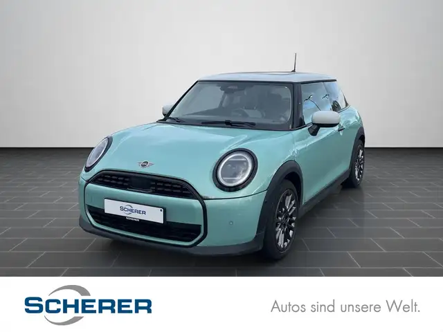 MINI Cooper C Classic Trim Navi, HuD, Pano, Carplay,
