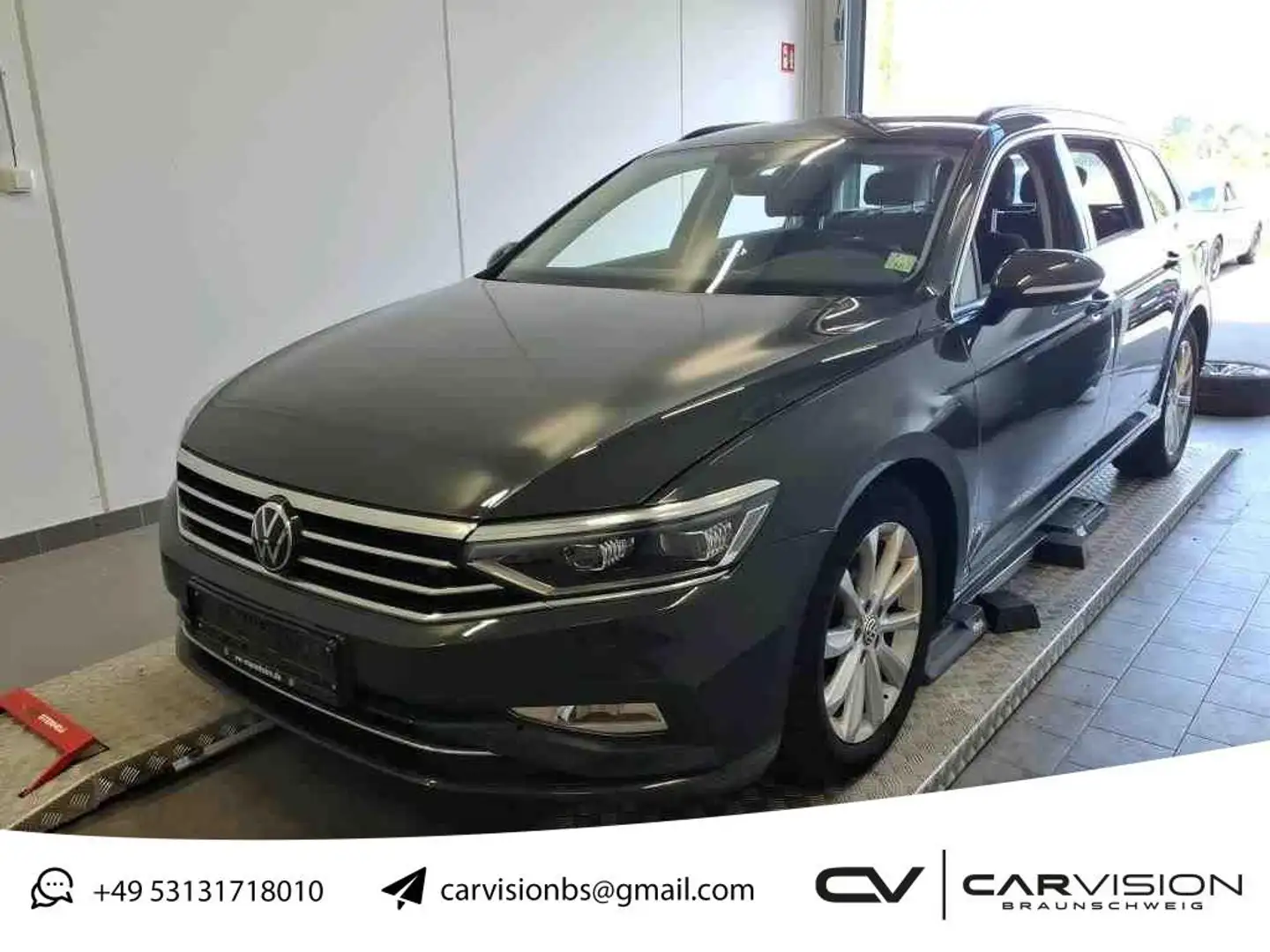 Volkswagen Passat Variant *4Motion*AHK*MATRIX*ViCo*STDHZG* Gris - 1