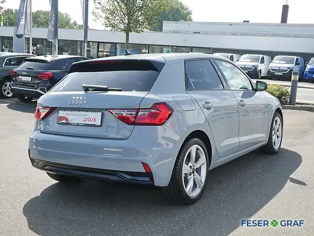 Audi A1 view 3