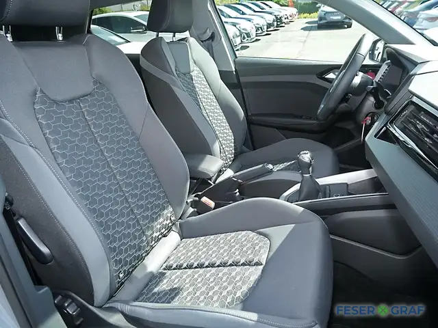 Audi A1 view 5