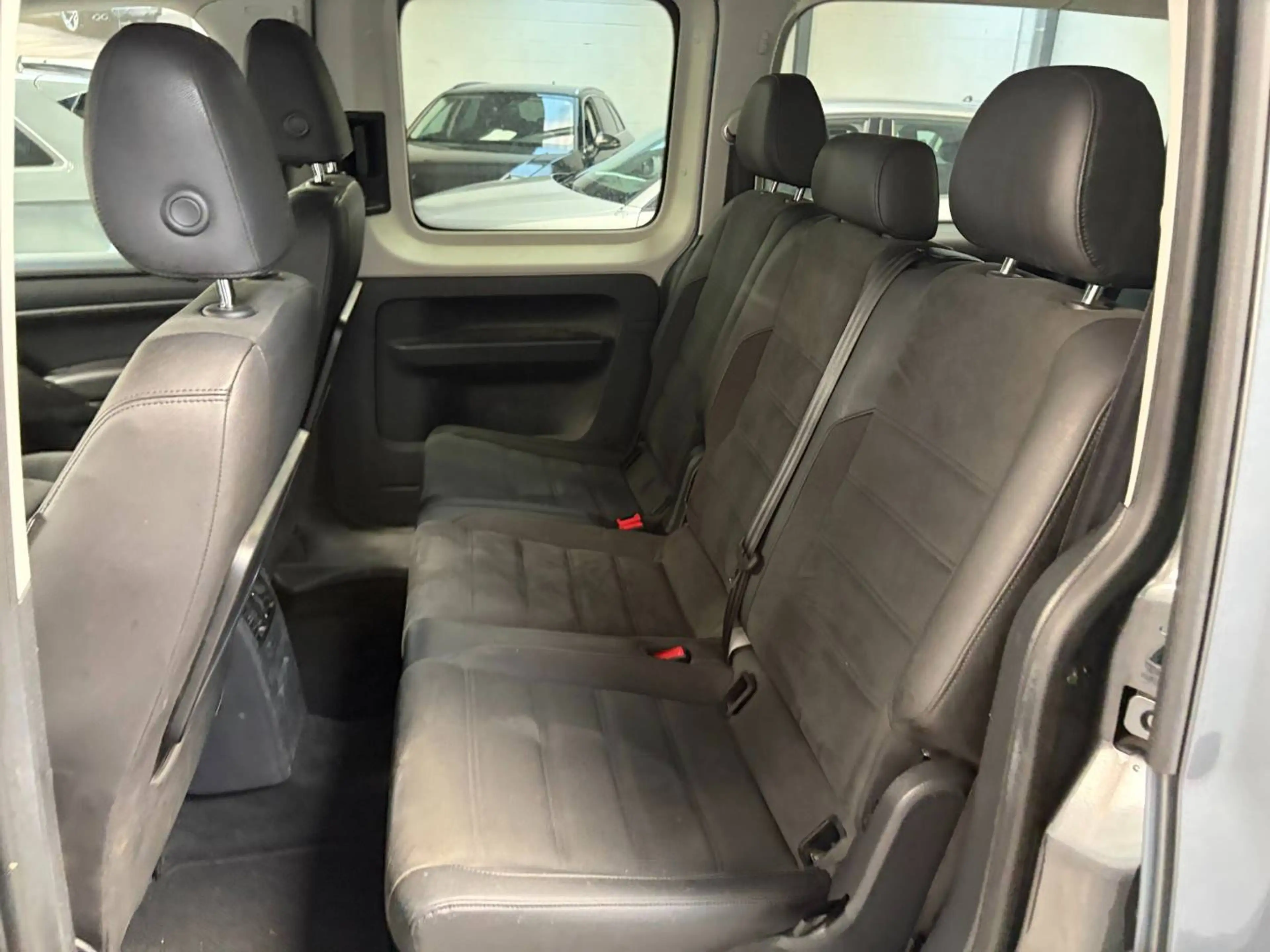 Volkswagen Caddy 1.4 TGI Maxi CNG DSG (EU6) — photo 14