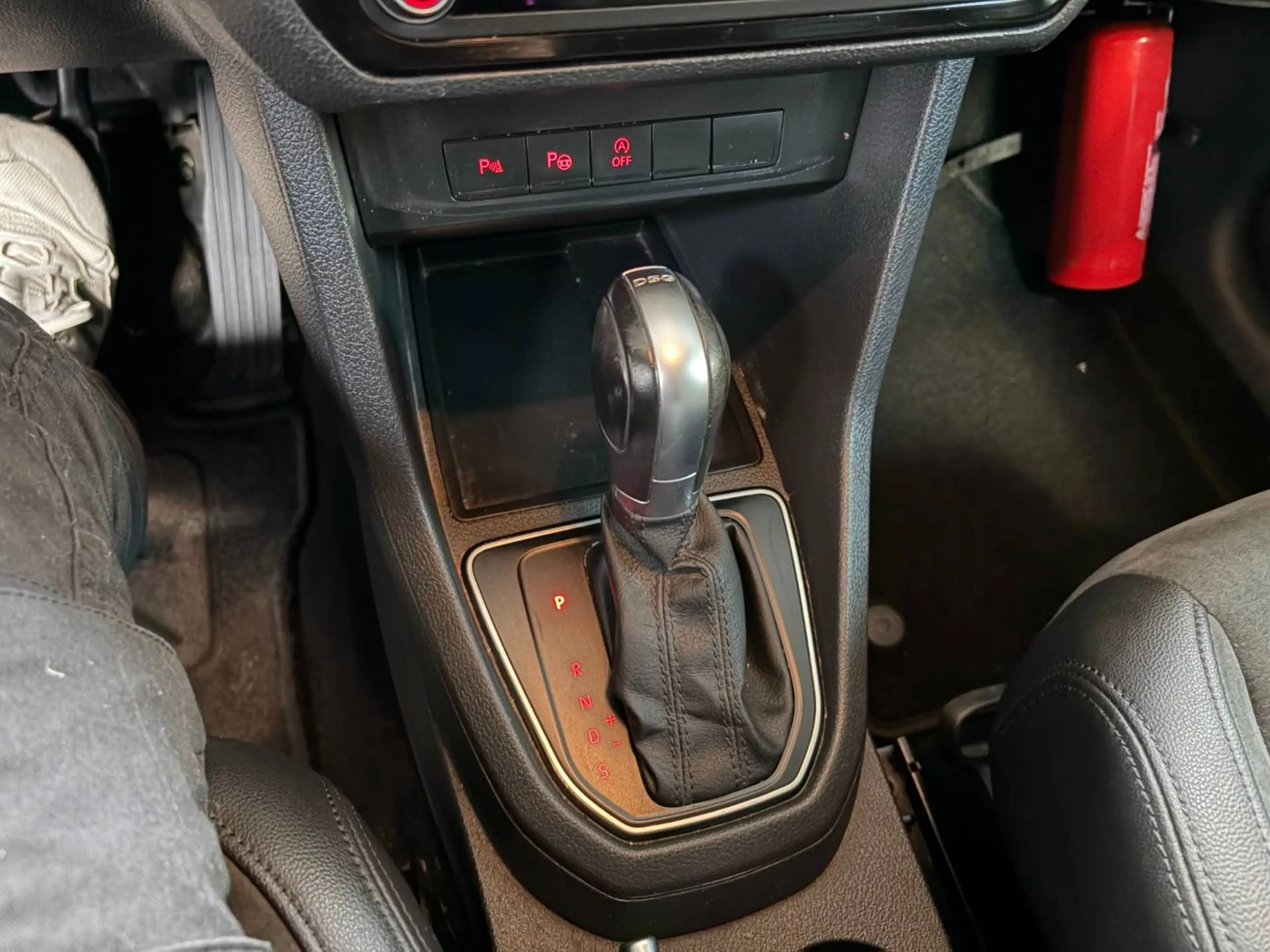 Volkswagen Caddy 1.4 TGI Maxi CNG DSG (EU6) — photo 11