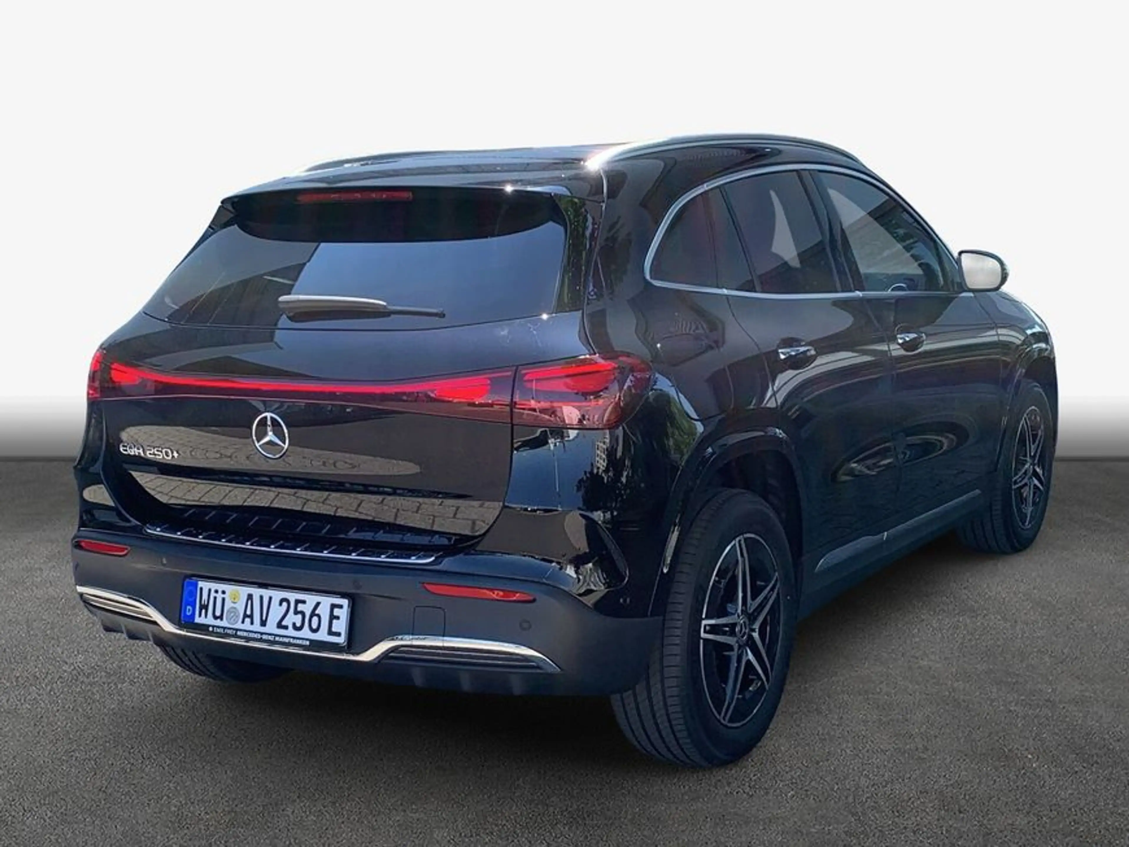 Mercedes-Benz EQA 250 EQA — photo 2
