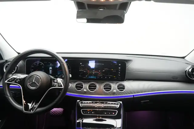Mercedes-Benz E-Class view 14