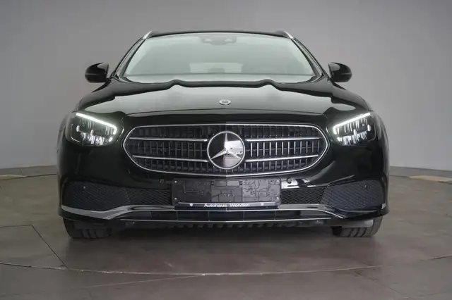 Mercedes-Benz E-Class view 2