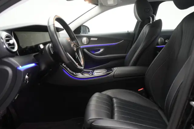 Mercedes-Benz E-Class view 9