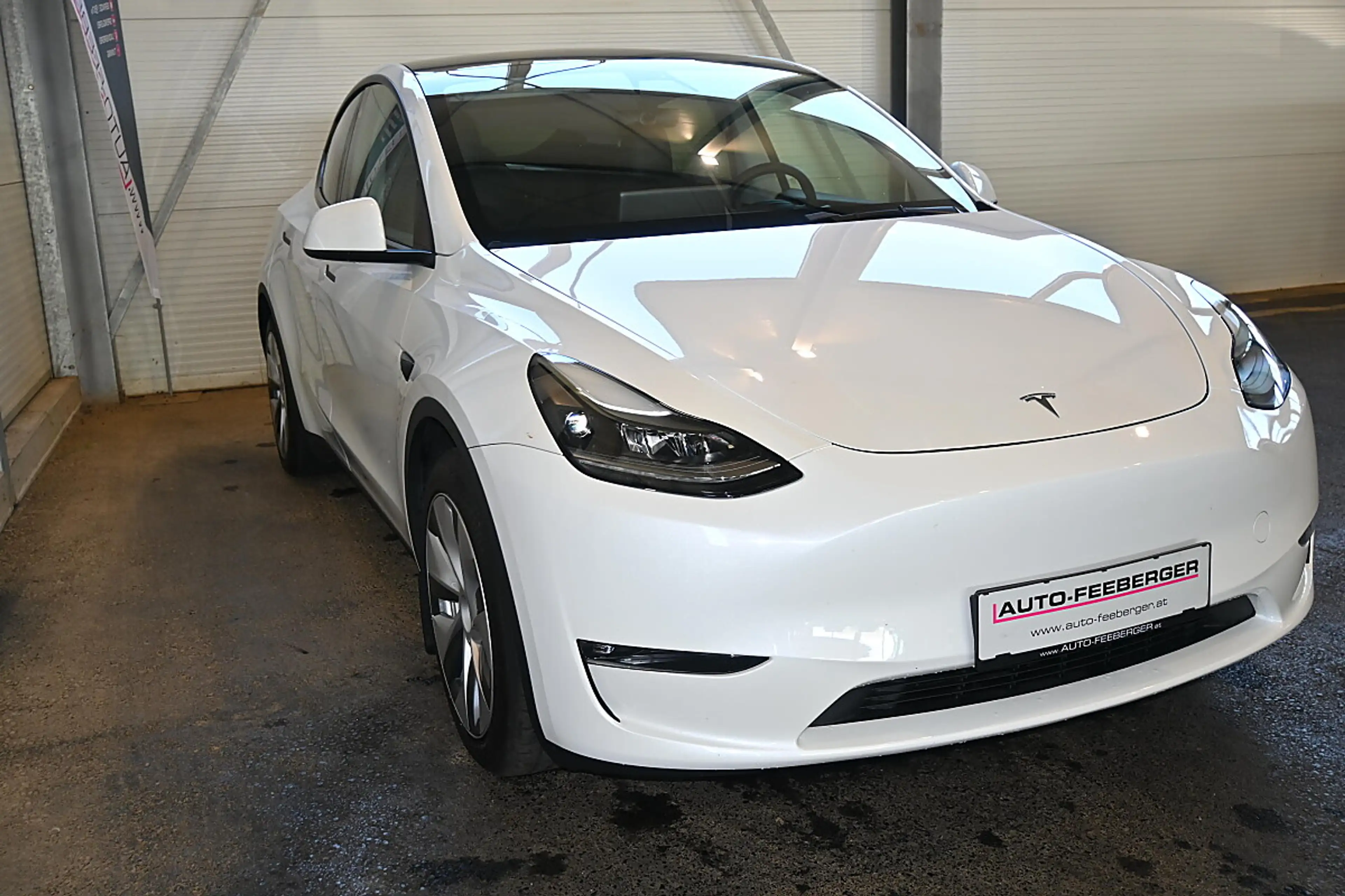 Tesla Model Y Dual Maximale Reichweite Dual AWD; AHK, Wärmepu... — photo 4