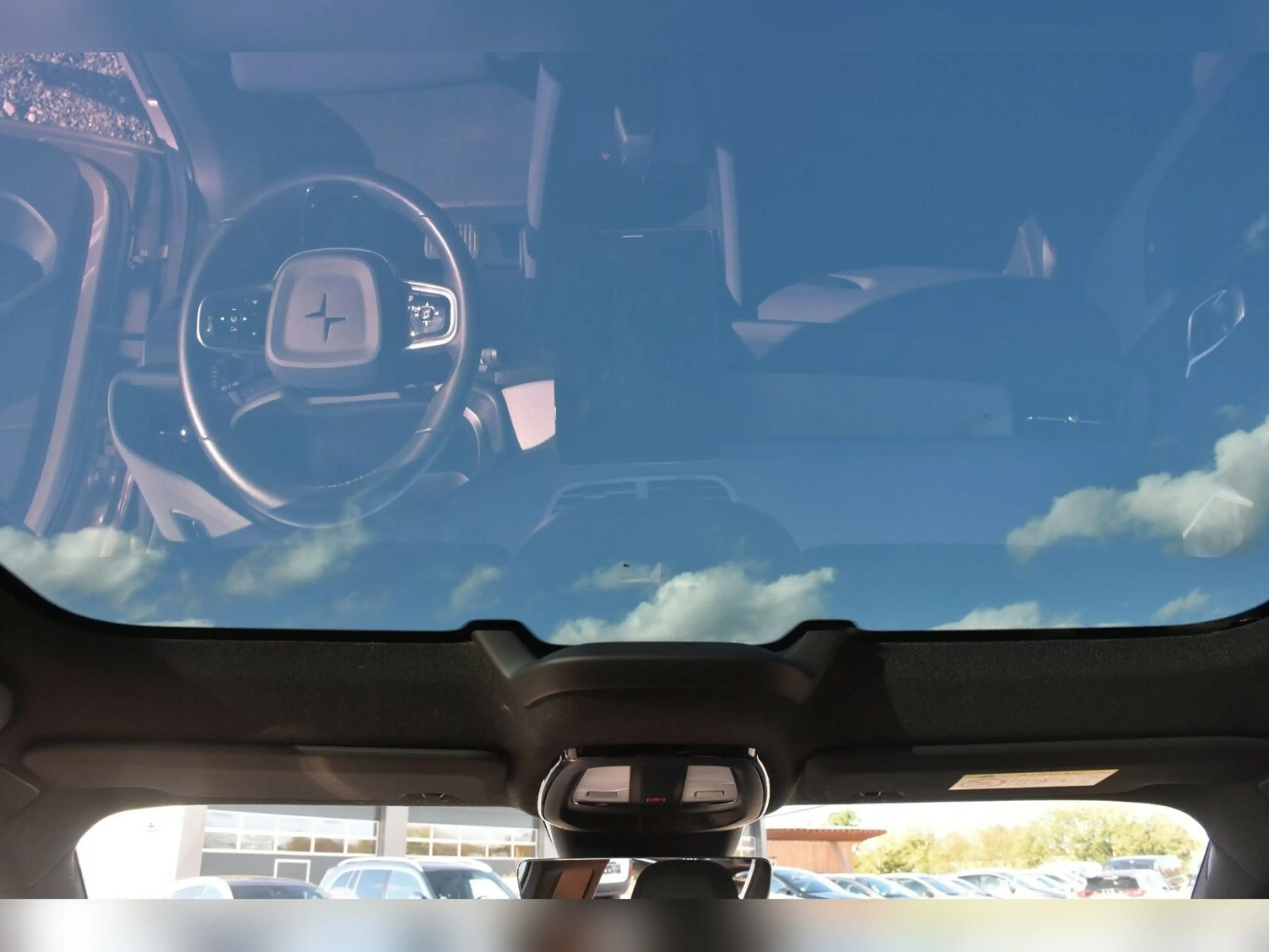 Polestar 2 Long Range Pano Wärmepumpe SoH 94% — photo 13