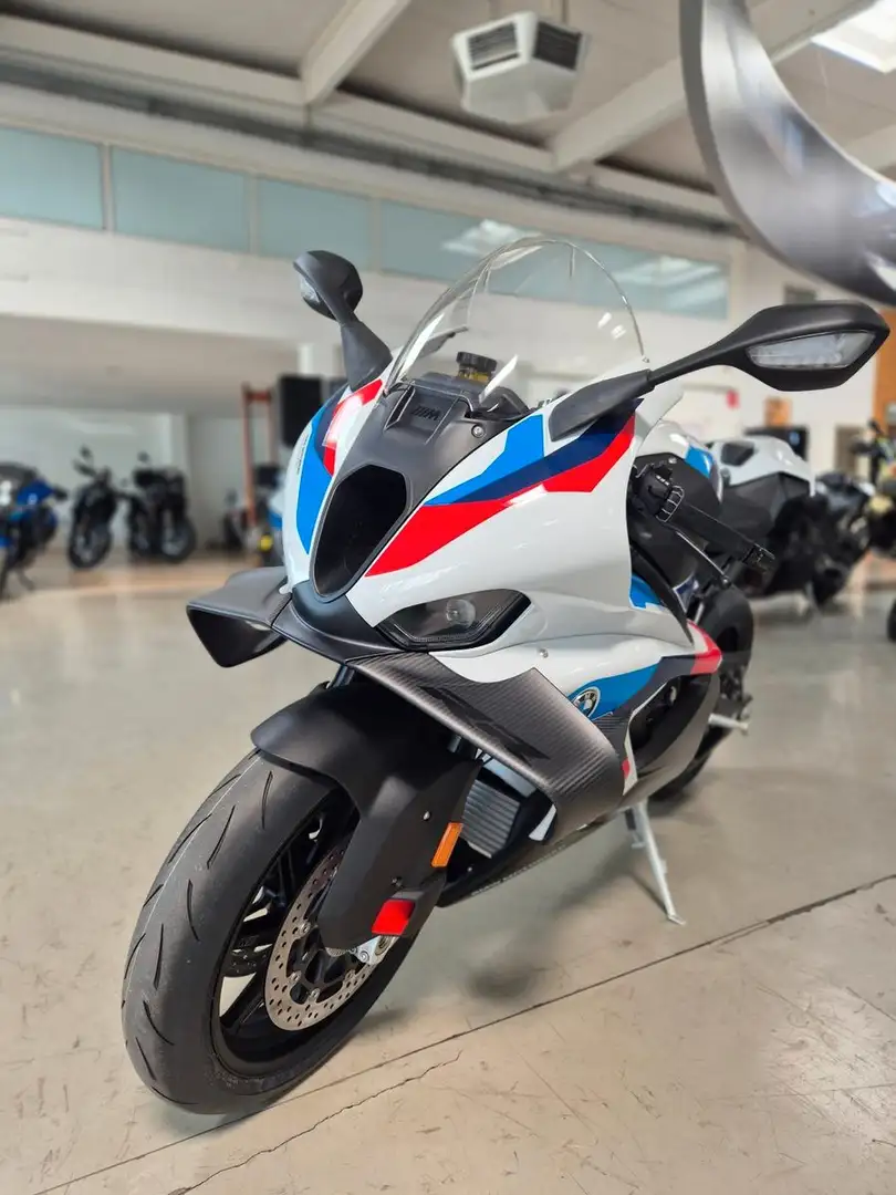 BMW M 1000 RR Modelljahr 2025 *sofort verfügbar* Weiß - 1