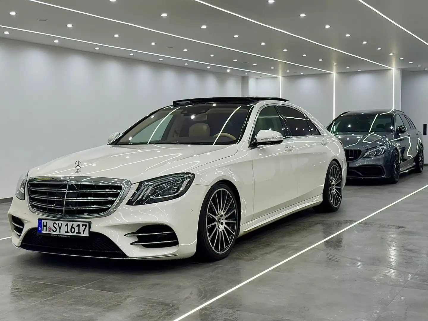 Mercedes-Benz S 400 d 4Matic L AMG Fond-TV/4xMemory/Pano/360* Wit - 2