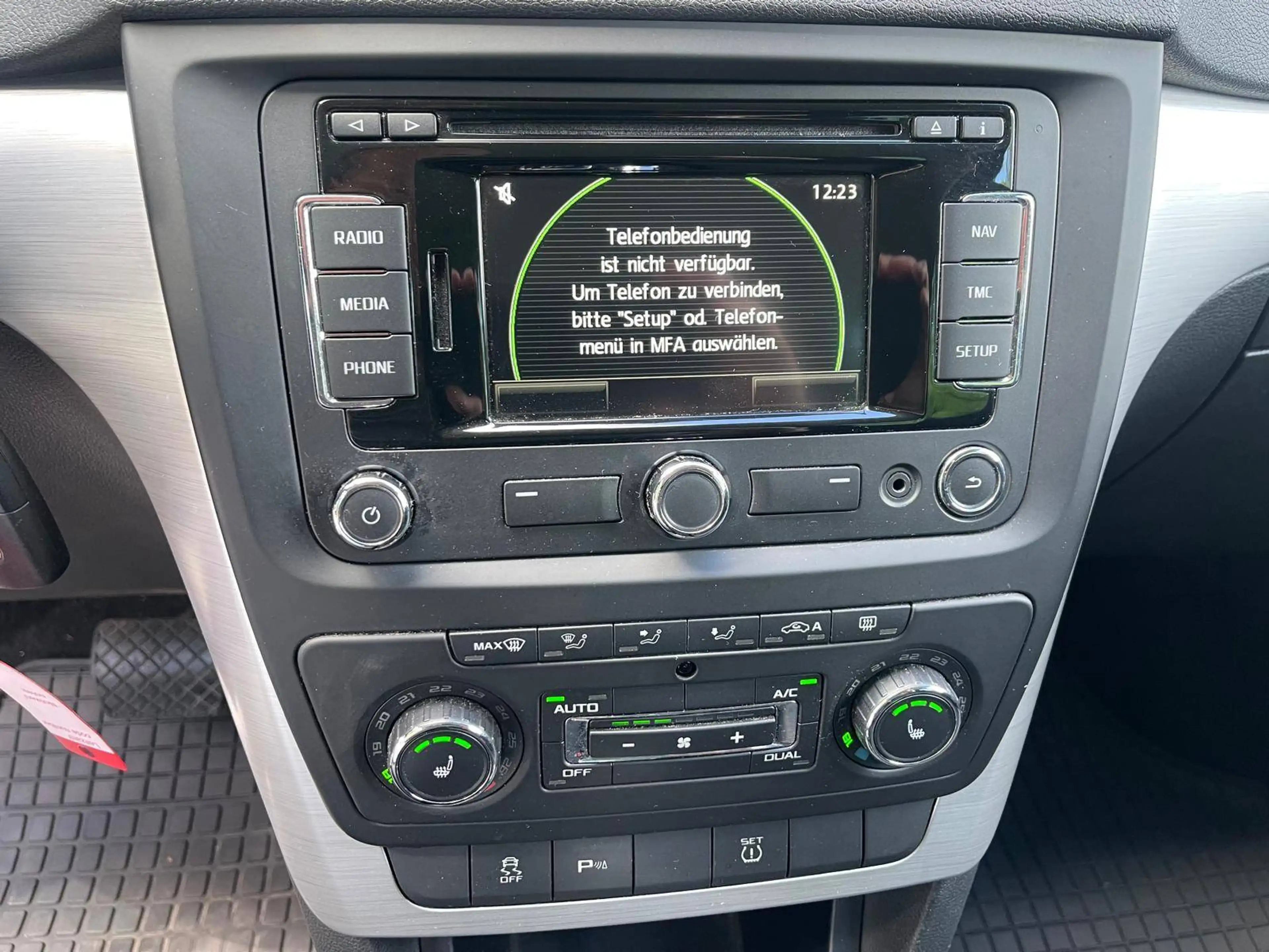 Skoda Yeti Ambition 4x4 *TÜV*AUTOMATIK* — photo 13
