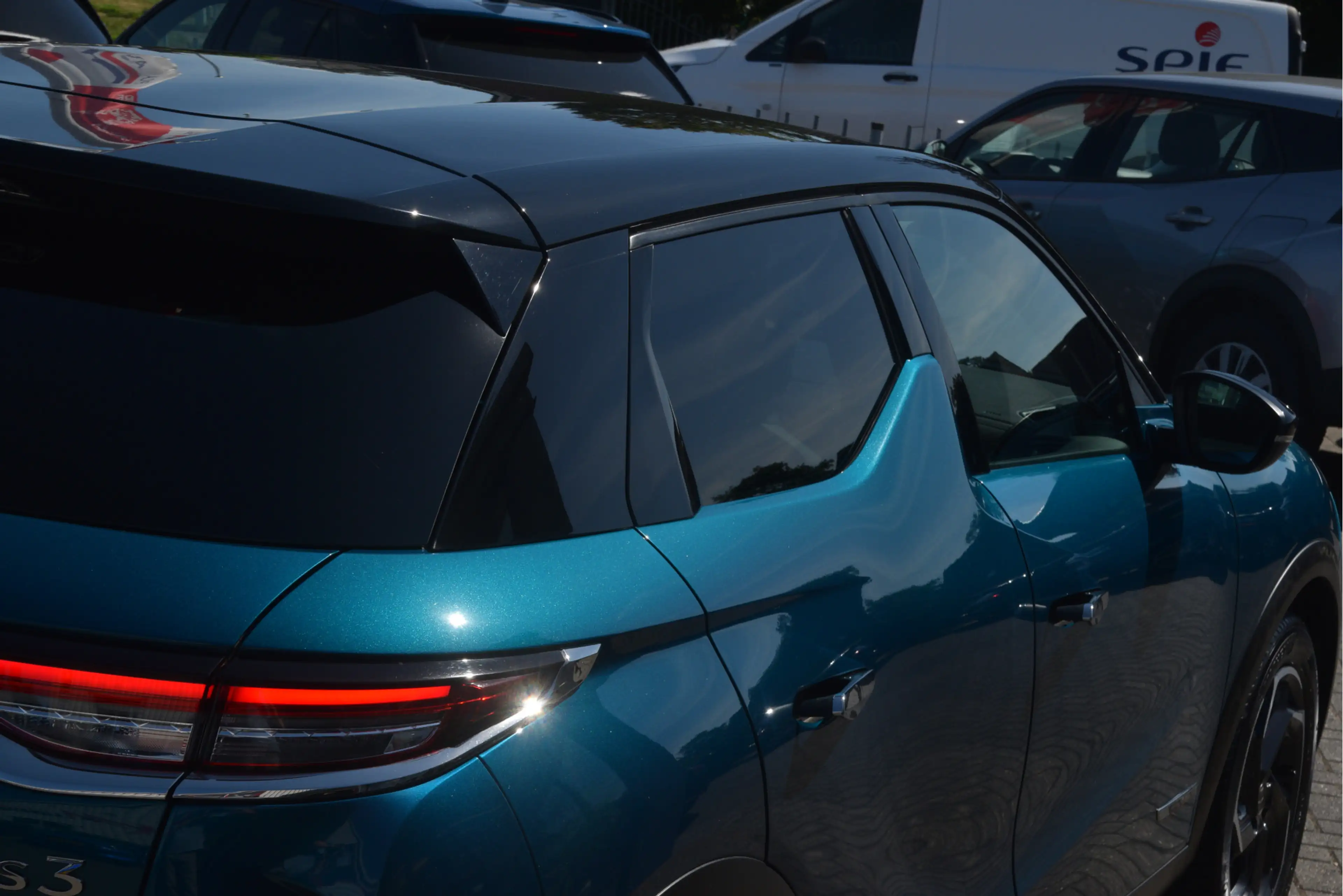 DS Automobiles DS 3 Crossback 1.2 PureTech La Premiere Carplay | LED | Camera | — photo 47