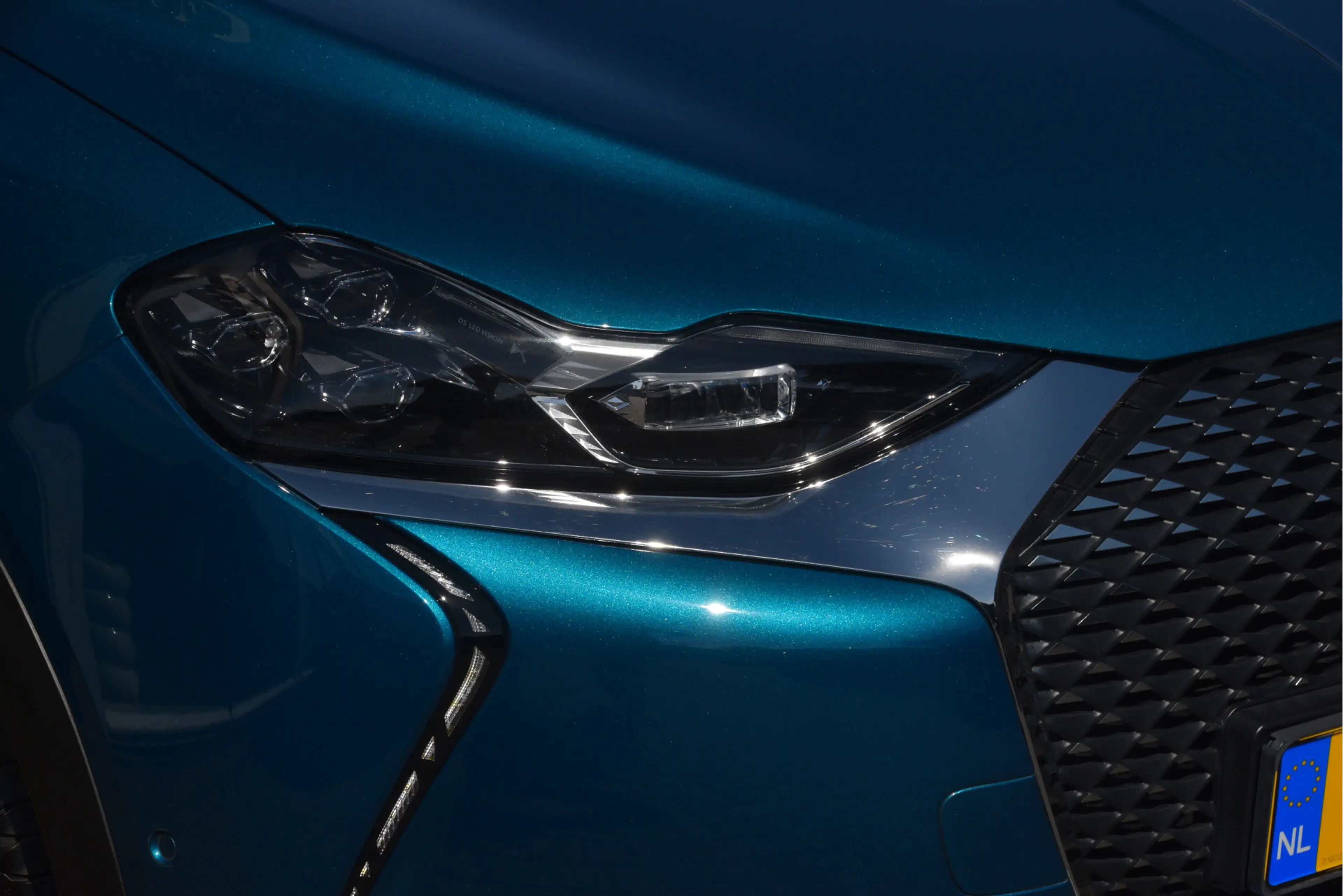 DS Automobiles DS 3 Crossback 1.2 PureTech La Premiere Carplay | LED | Camera | — photo 50