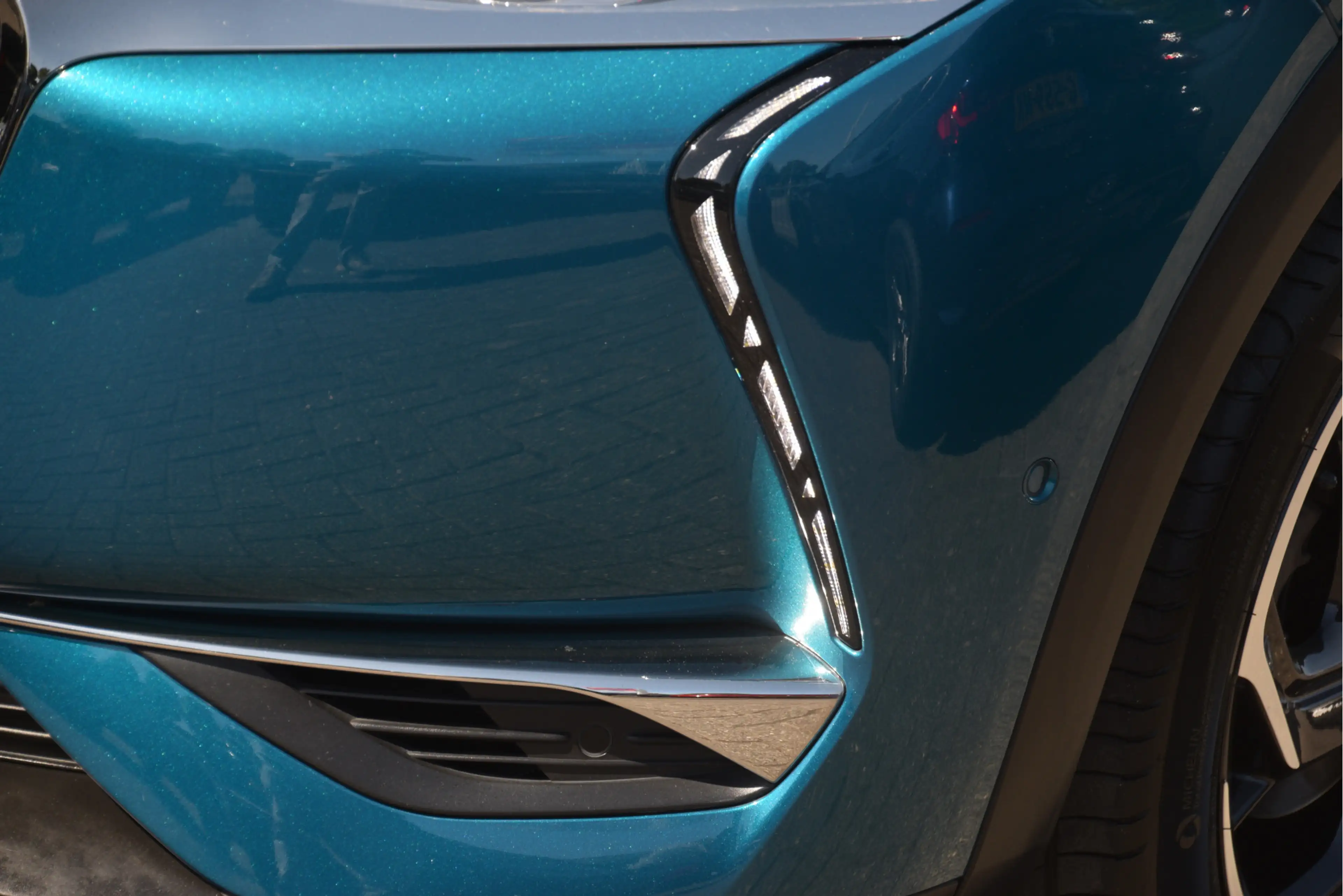 DS Automobiles DS 3 Crossback 1.2 PureTech La Premiere Carplay | LED | Camera | — photo 36