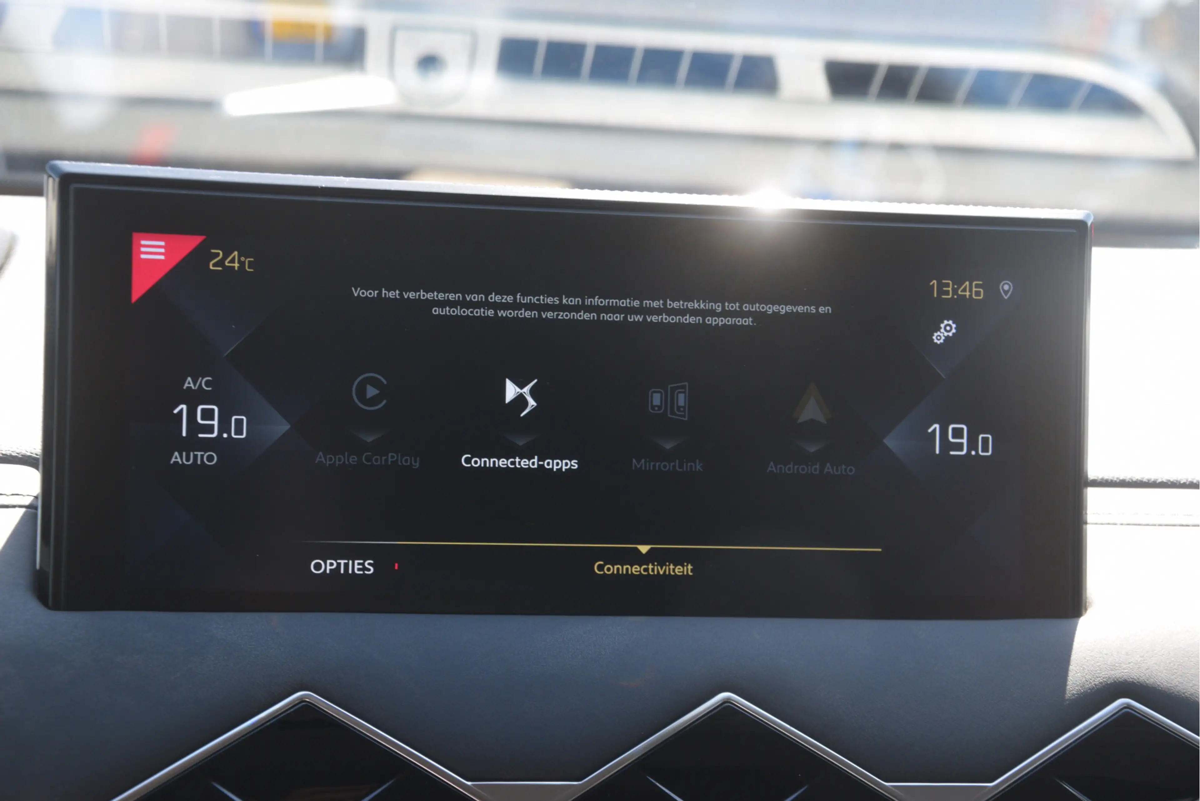 DS Automobiles DS 3 Crossback 1.2 PureTech La Premiere Carplay | LED | Camera | — photo 23