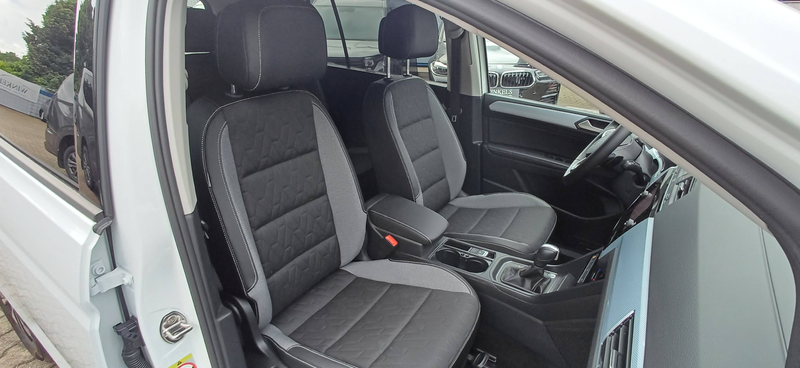 Volkswagen Touran Touran Goal DSG-Klimaaut-Navi-Kamera-AHKschwenk — photo 7