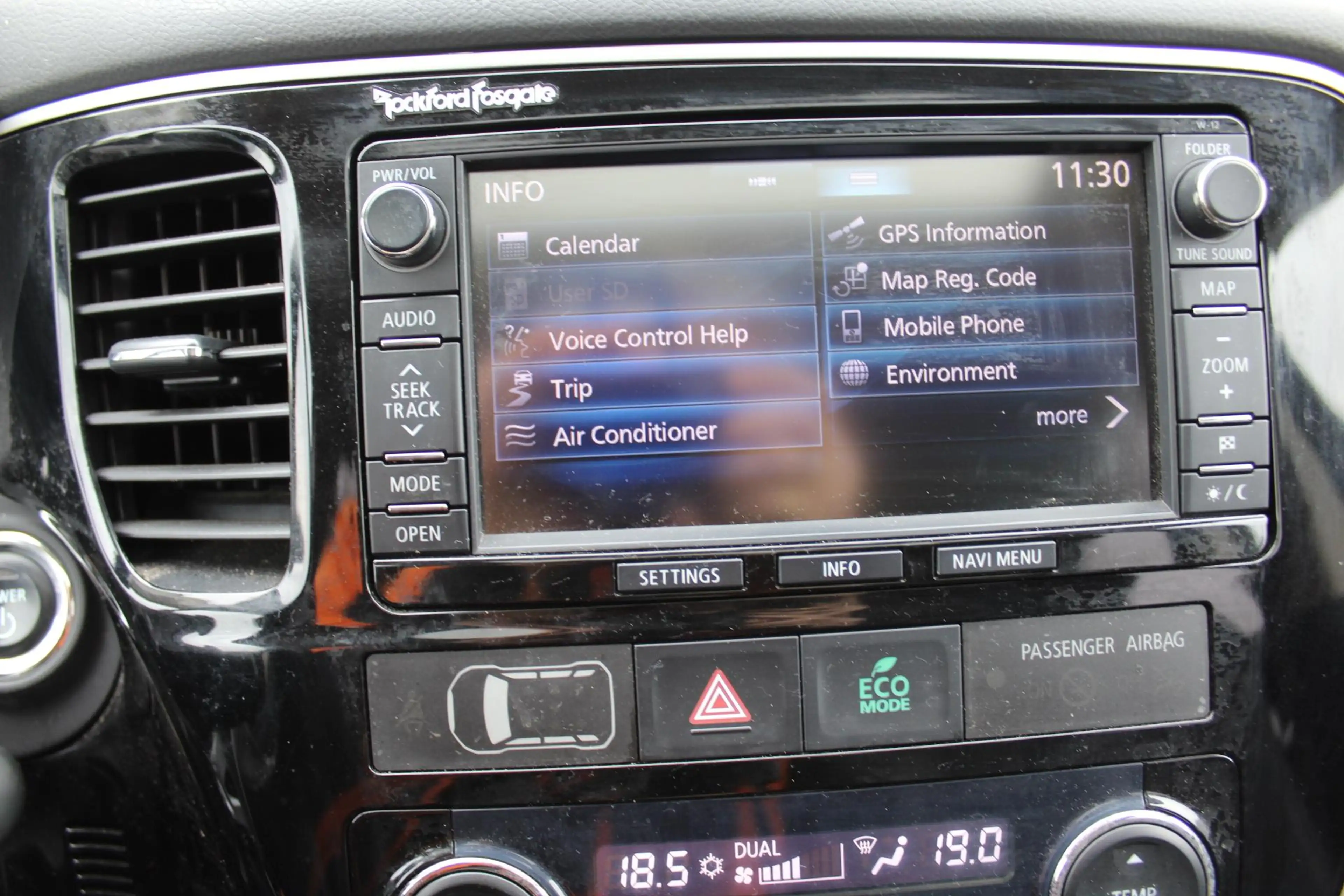 Mitsubishi Outlander 2.0 PHEV Instyle nap 4wd automaat trekhaak leder c — photo 11