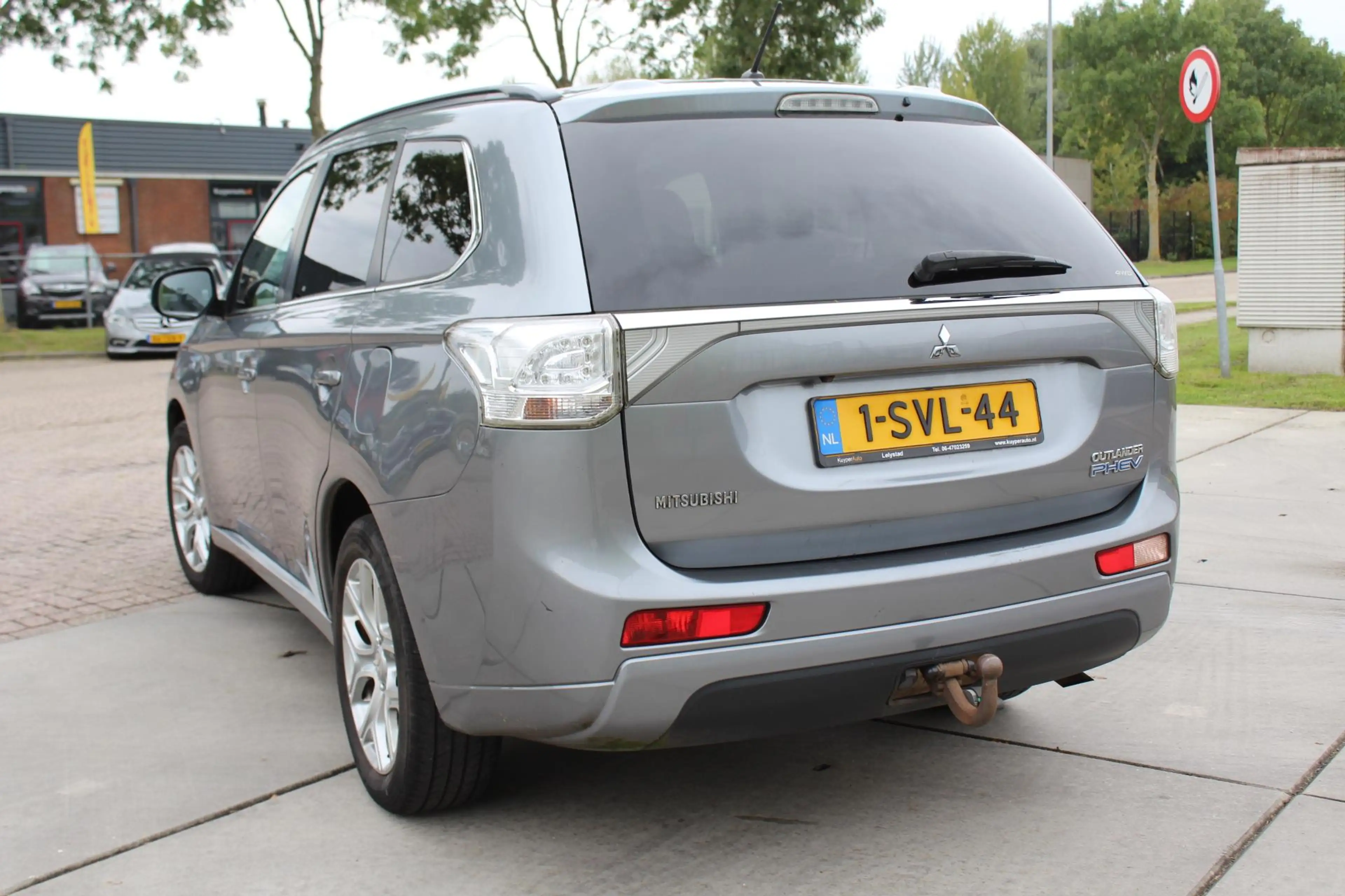 Mitsubishi Outlander 2.0 PHEV Instyle nap 4wd automaat trekhaak leder c — photo 4