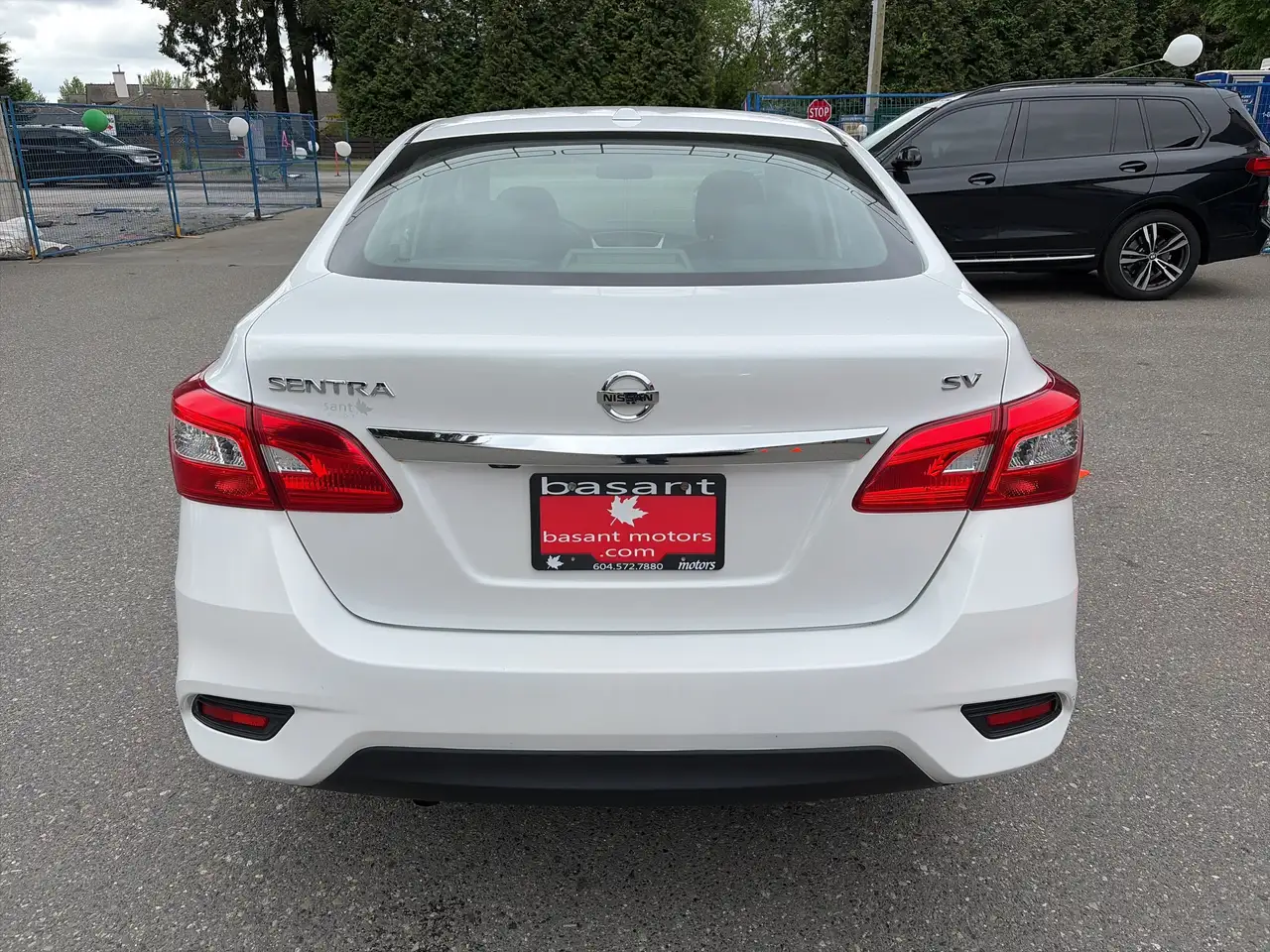Nissan Sentra снимка Nissan Sentra