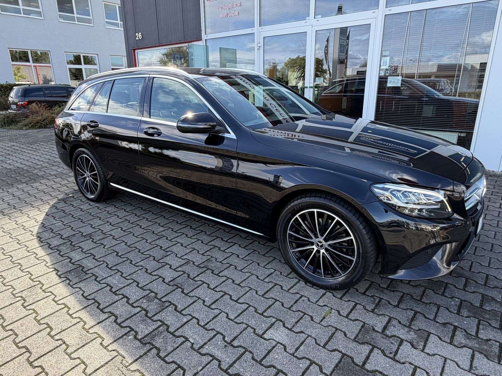 Mercedes-Benz C 180