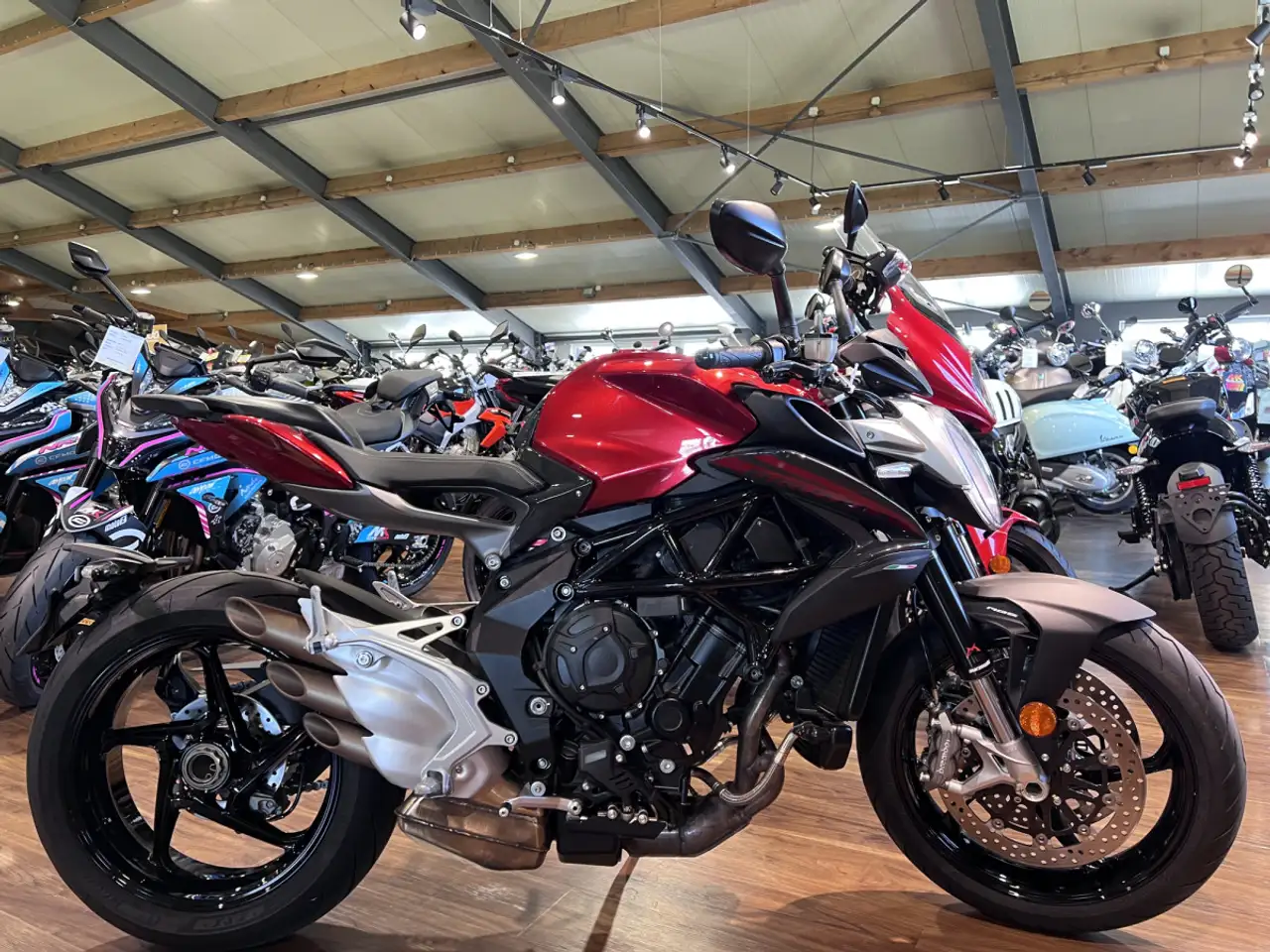 MV Agusta Brutale 800