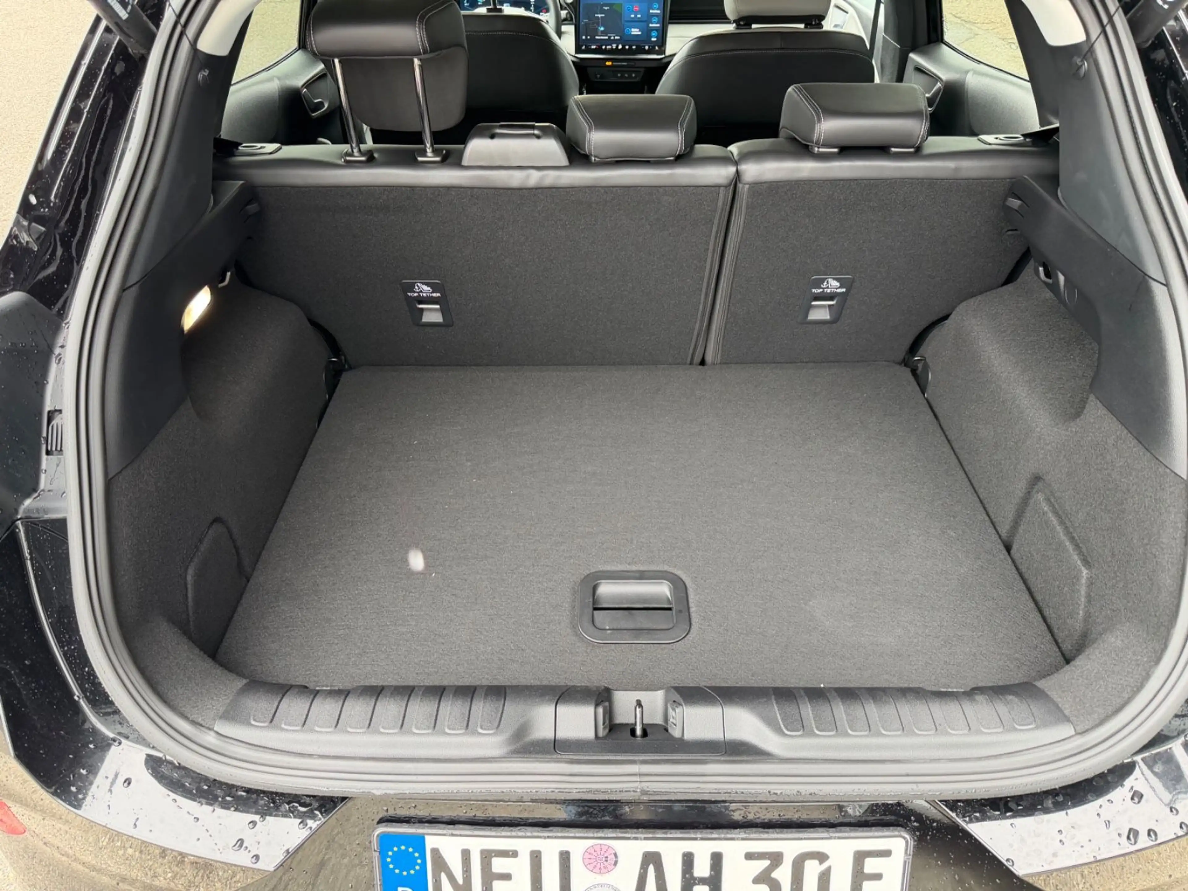 Ford Puma Gen-E 43kWh 124KW Premium FWD — photo 4