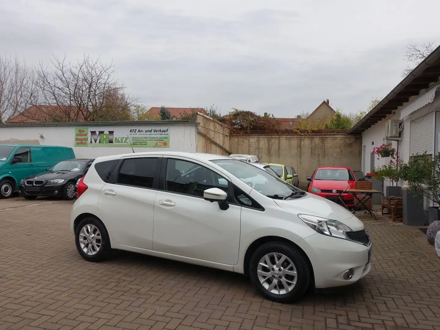 Nissan Note 1,2 Acenta Plus, EU6, Klimaaut., 360° RFK ! Weiß - 1