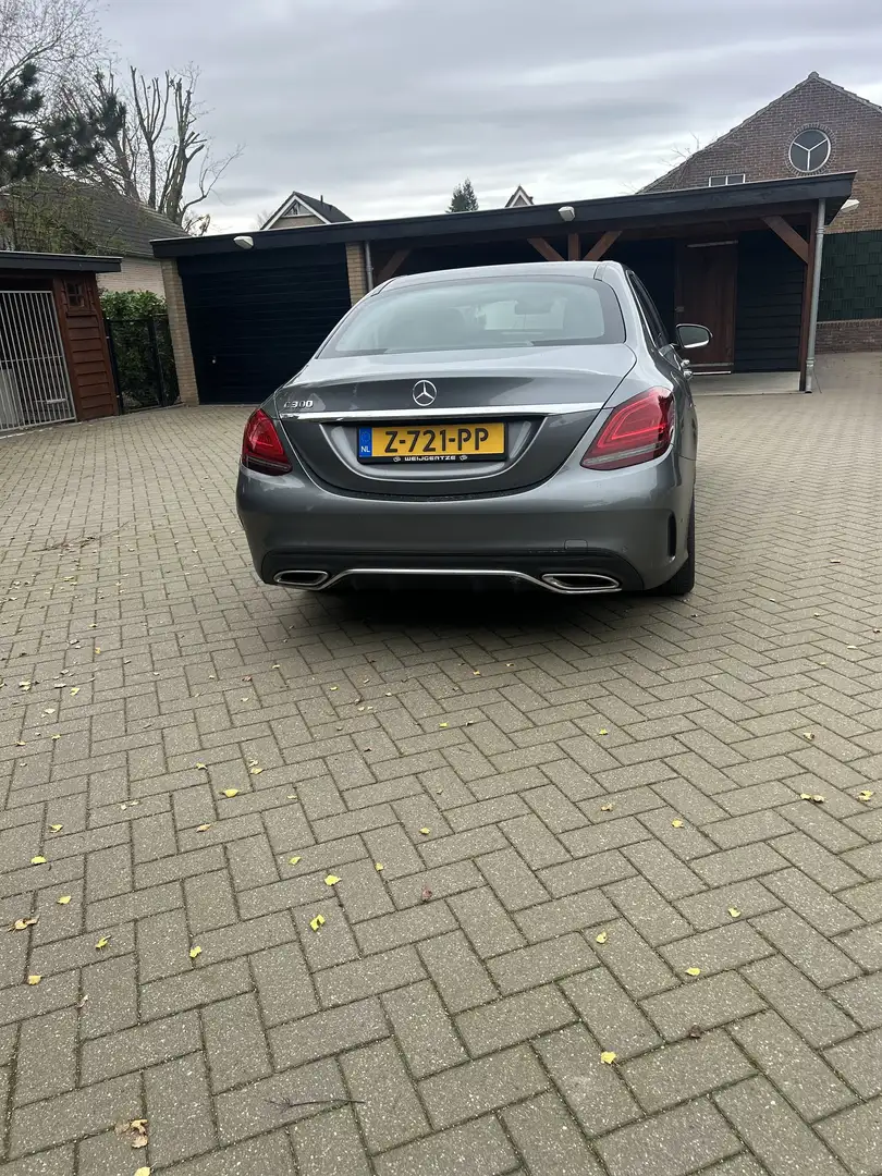 Mercedes-Benz C 300 Grijs - 2