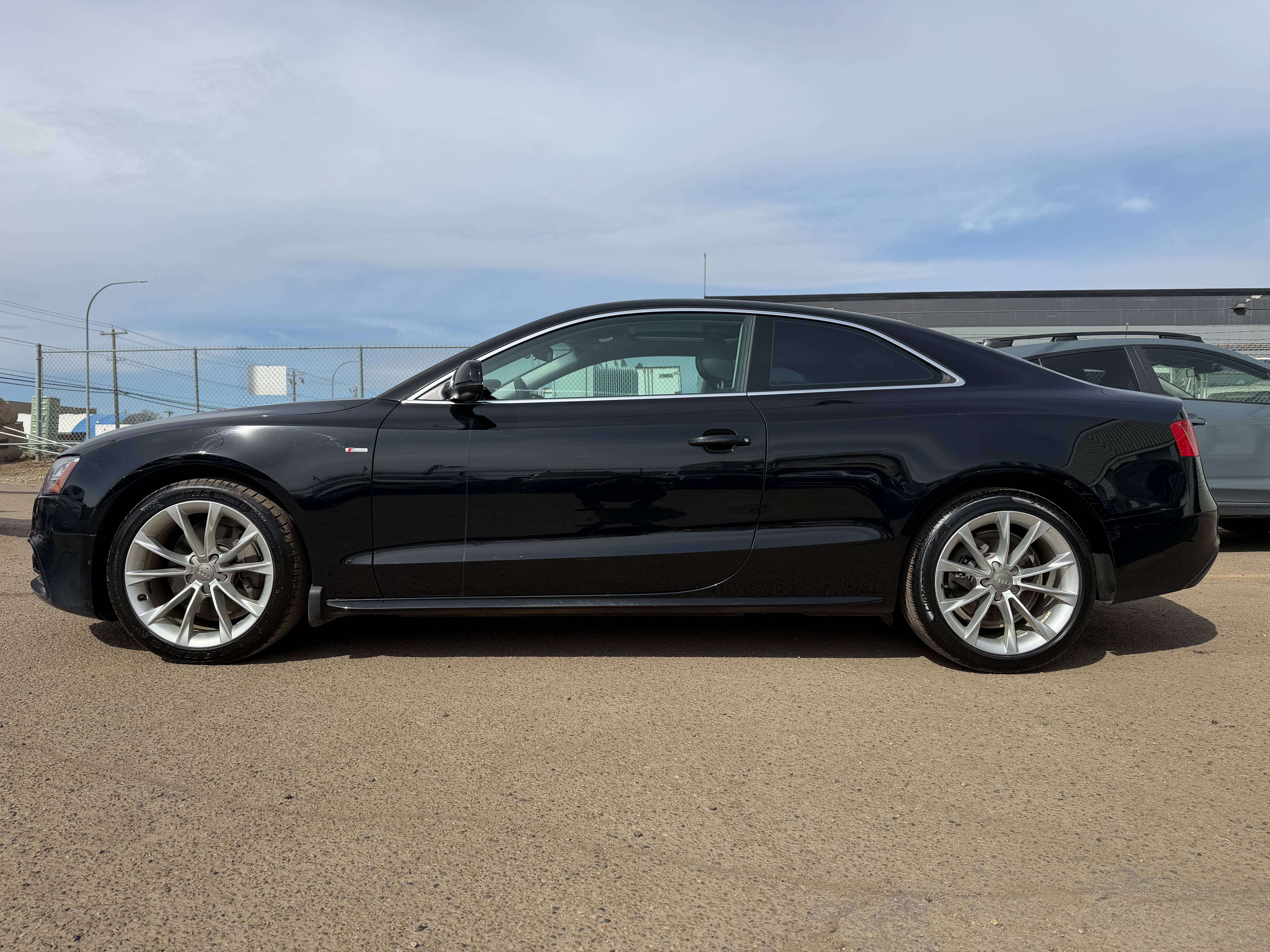 2015 Audi A5 Komfort | All Wheel Drive | Low Mileage | alt 5