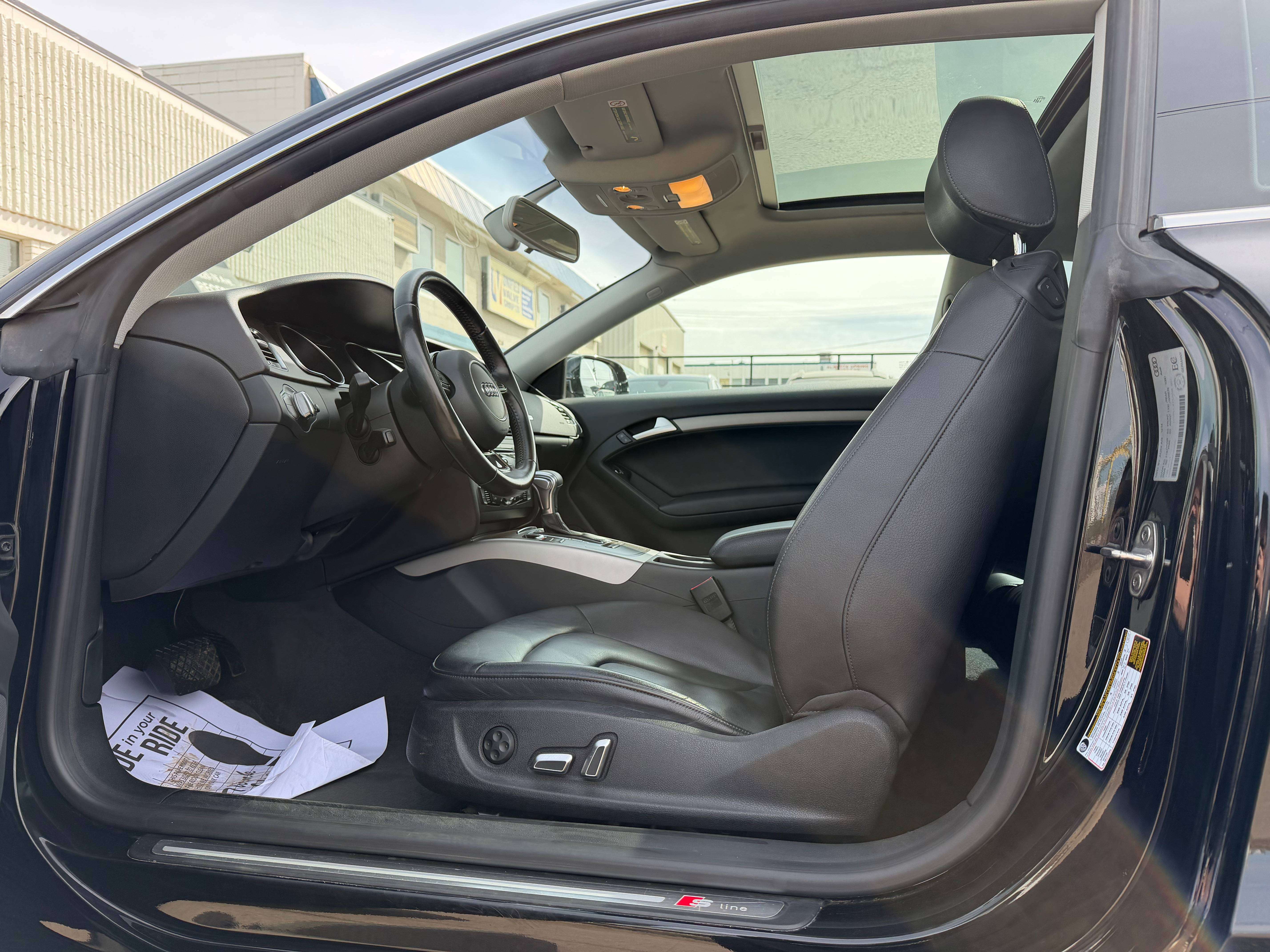 2015 Audi A5 Komfort | All Wheel Drive | Low Mileage | thumb 12
