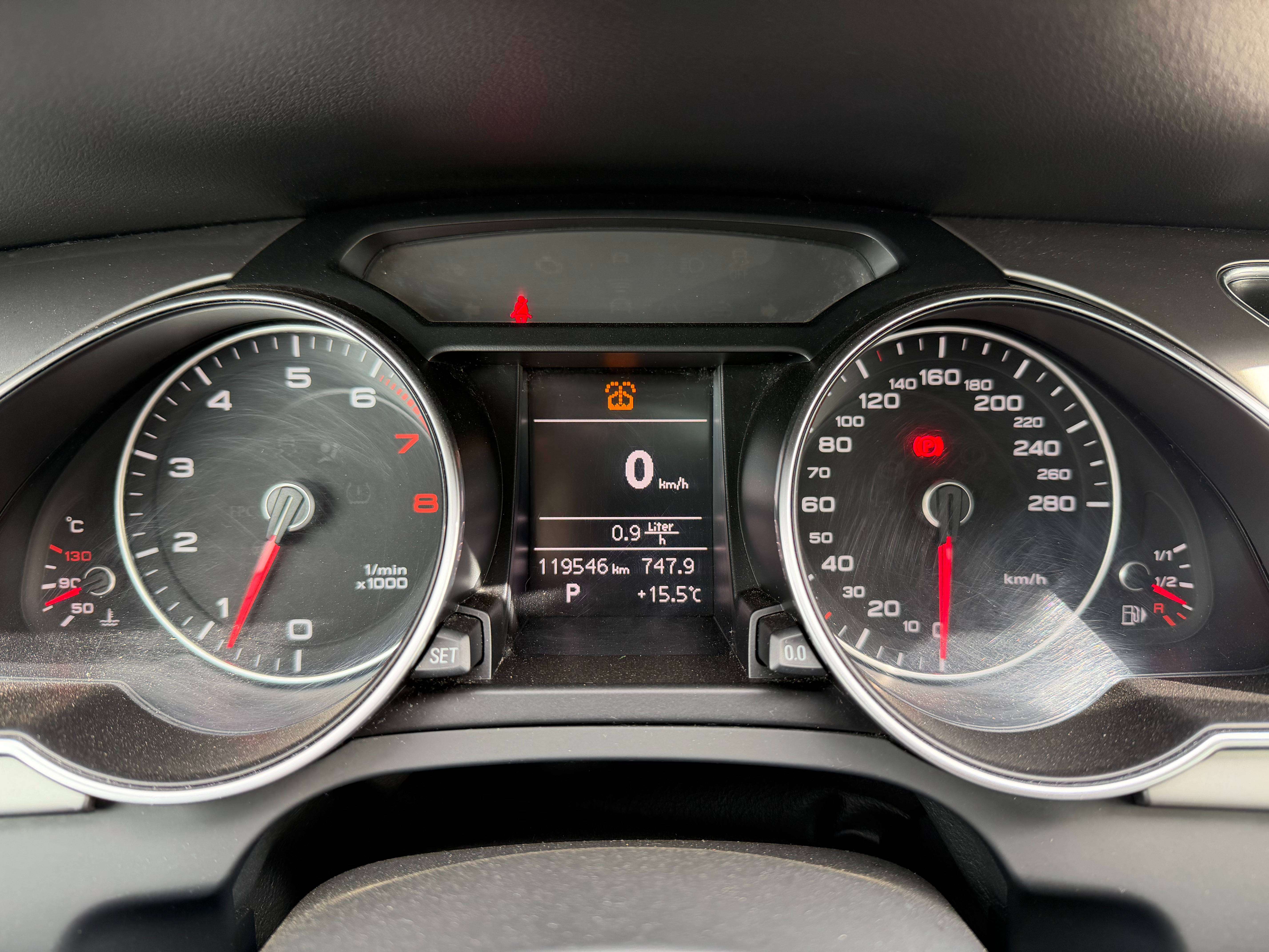 2015 Audi A5 Komfort | All Wheel Drive | Low Mileage | thumb 14
