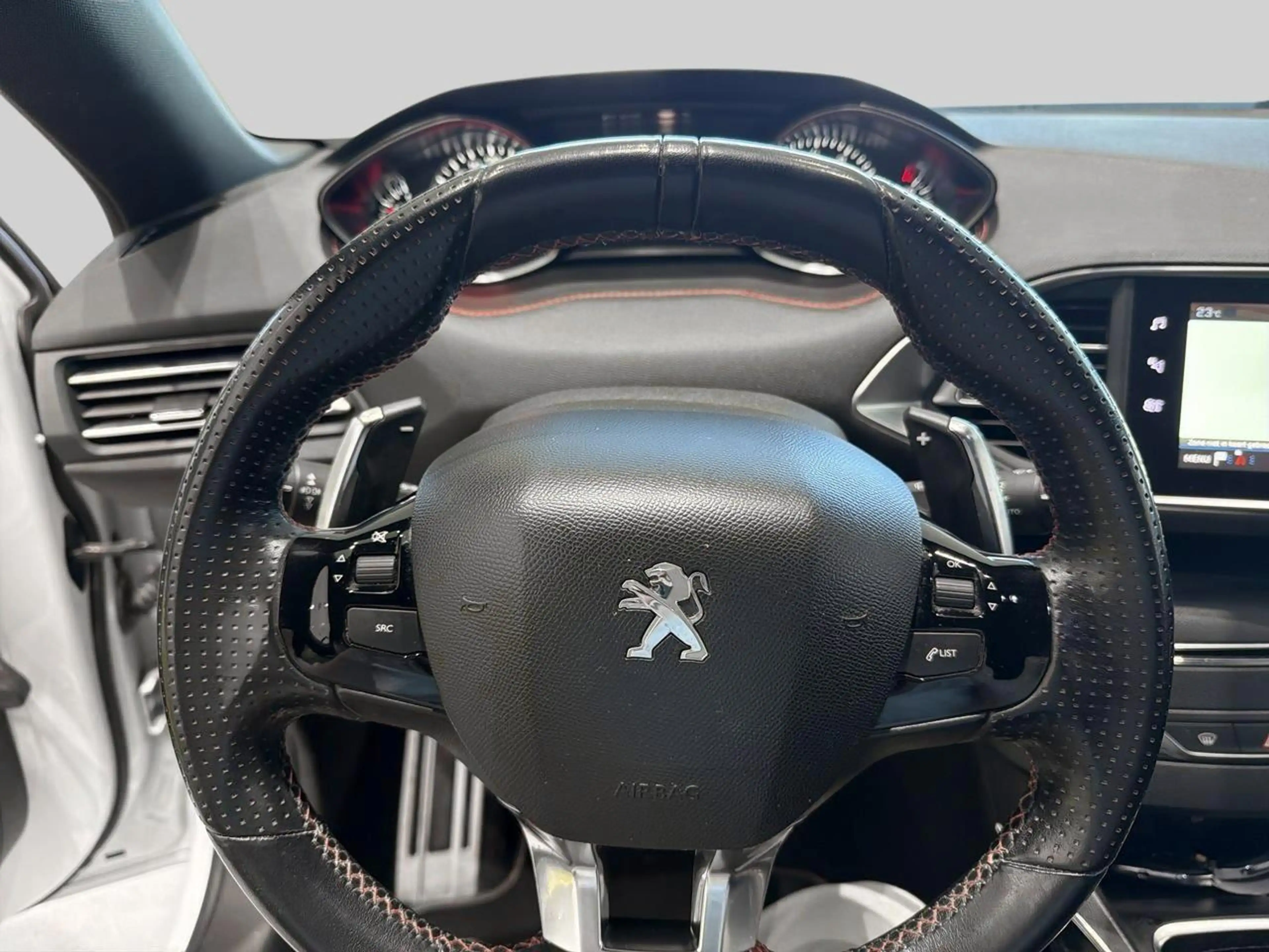 Peugeot 308 1.2 PureTech 96kW s/s Aut. GT Line — photo 10