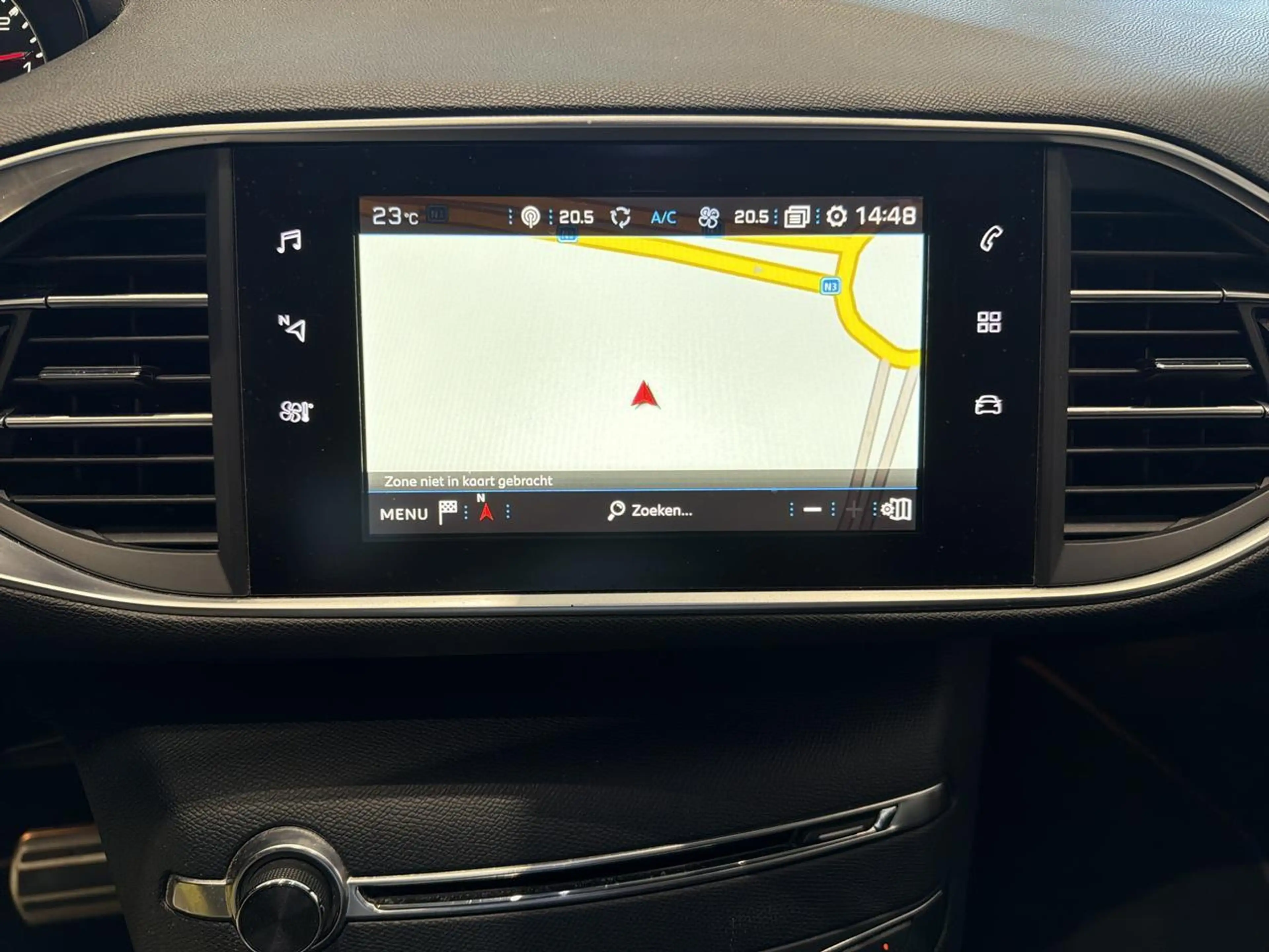Peugeot 308 1.2 PureTech 96kW s/s Aut. GT Line — photo 12