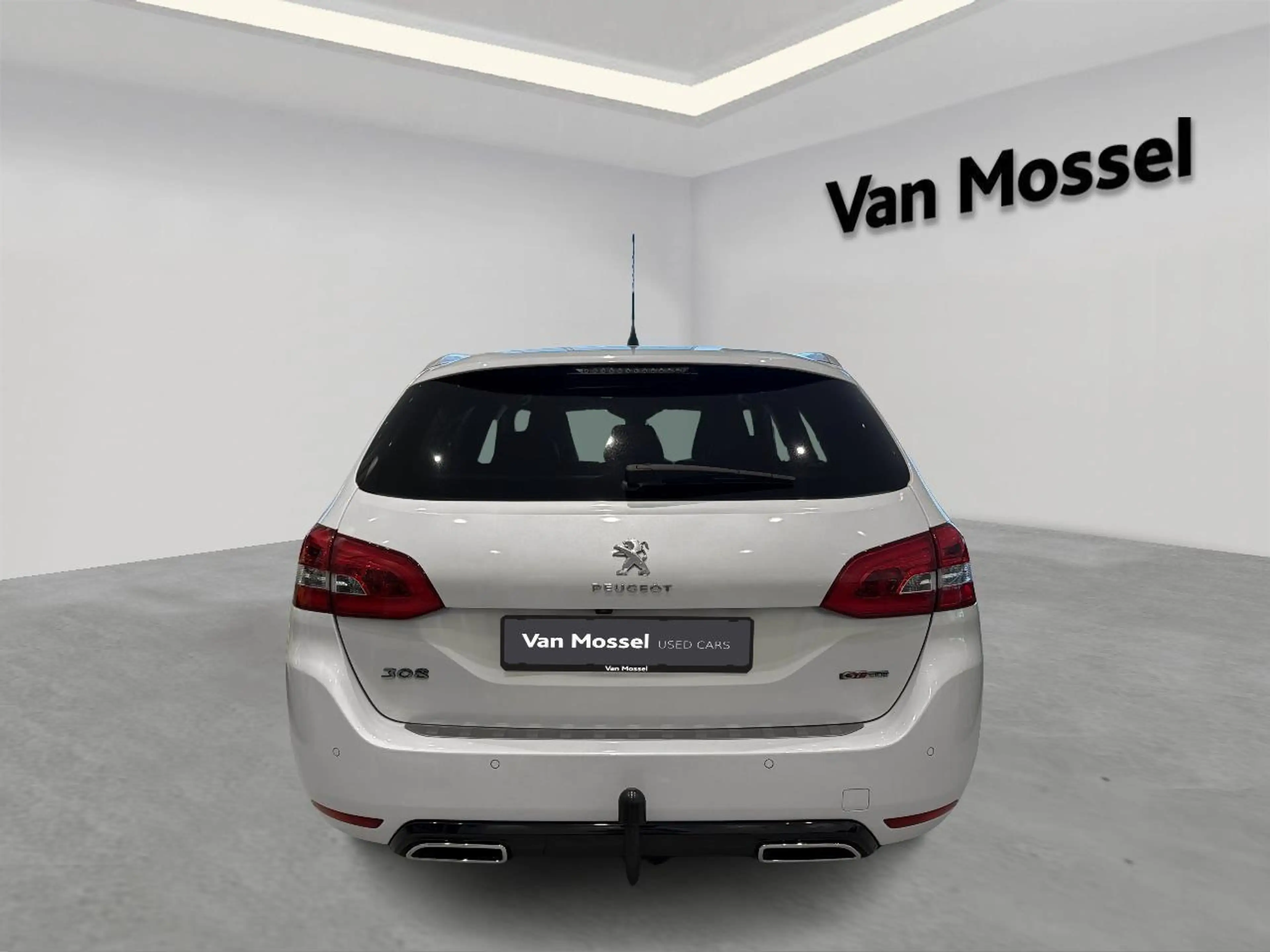 Peugeot 308 1.2 PureTech 96kW s/s Aut. GT Line — photo 3
