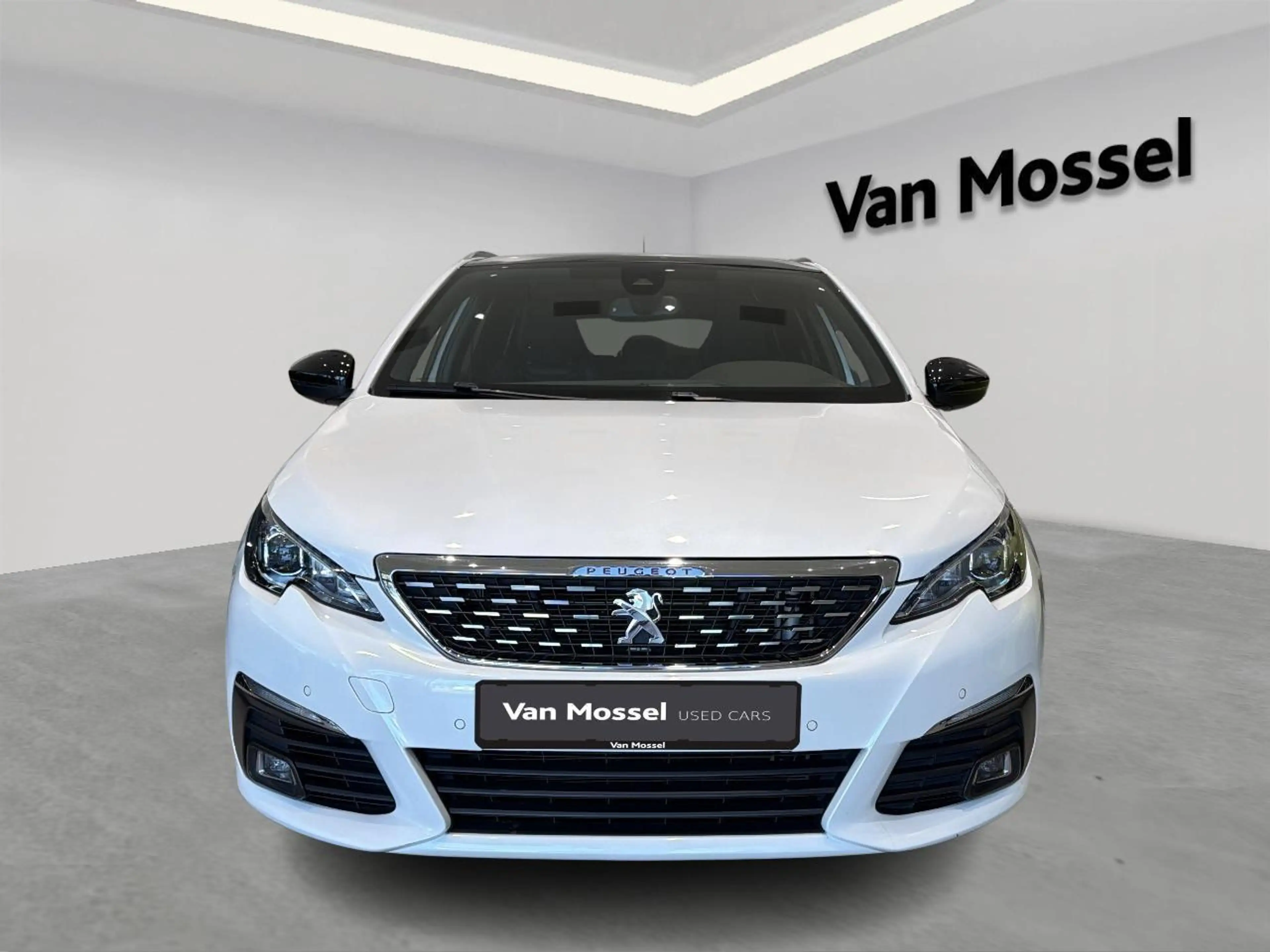 Peugeot 308 1.2 PureTech 96kW s/s Aut. GT Line — photo 2