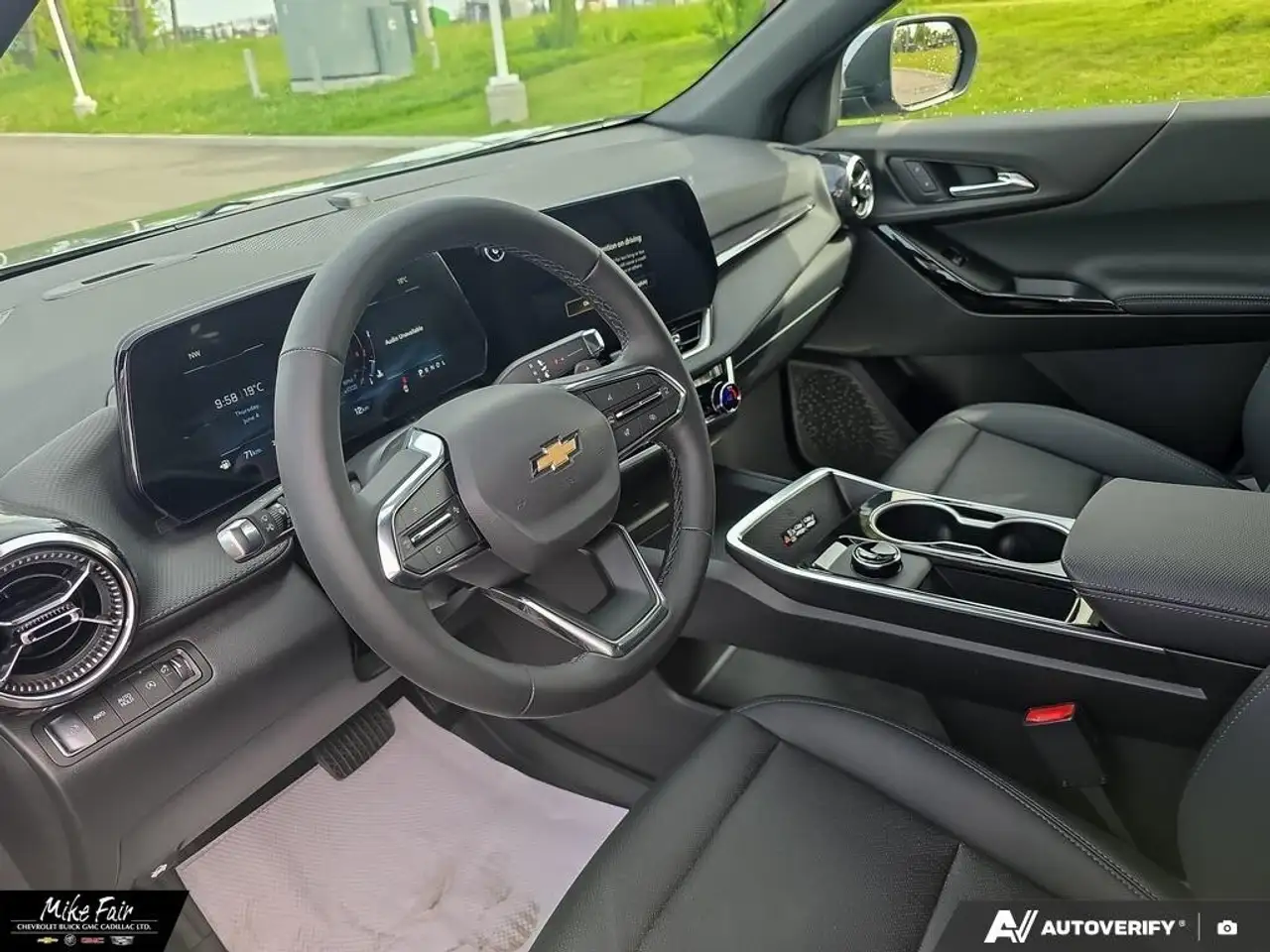 Chevrolet Equinox снимка Chevrolet Equinox