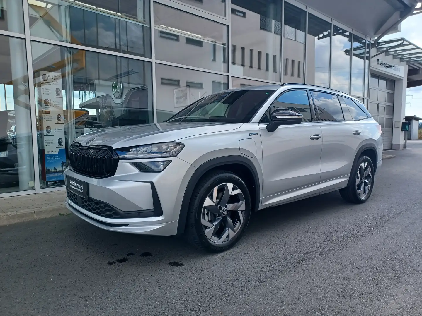 Skoda Kodiaq 1.5 TSI iV 150kW Sportline Silber - 2