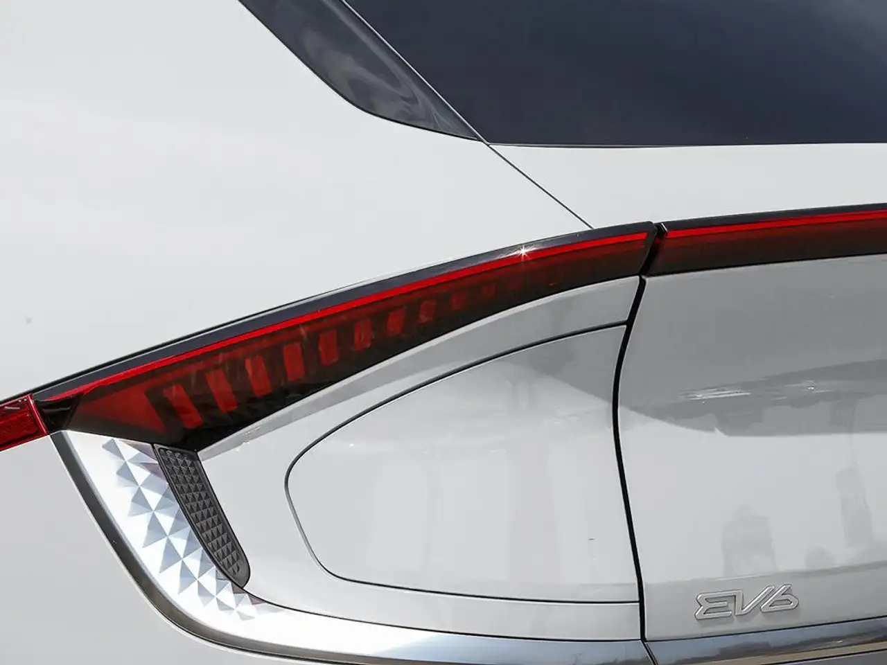 Kia EV6 снимка Kia EV6