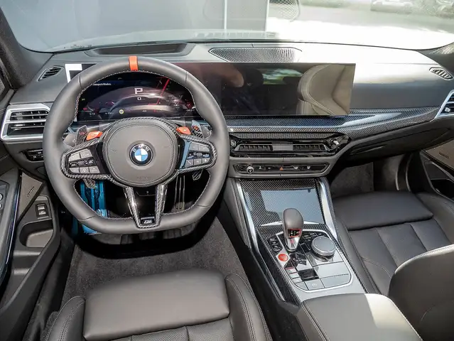BMW M3 view 5