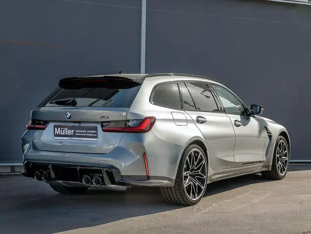 BMW M3 view 2