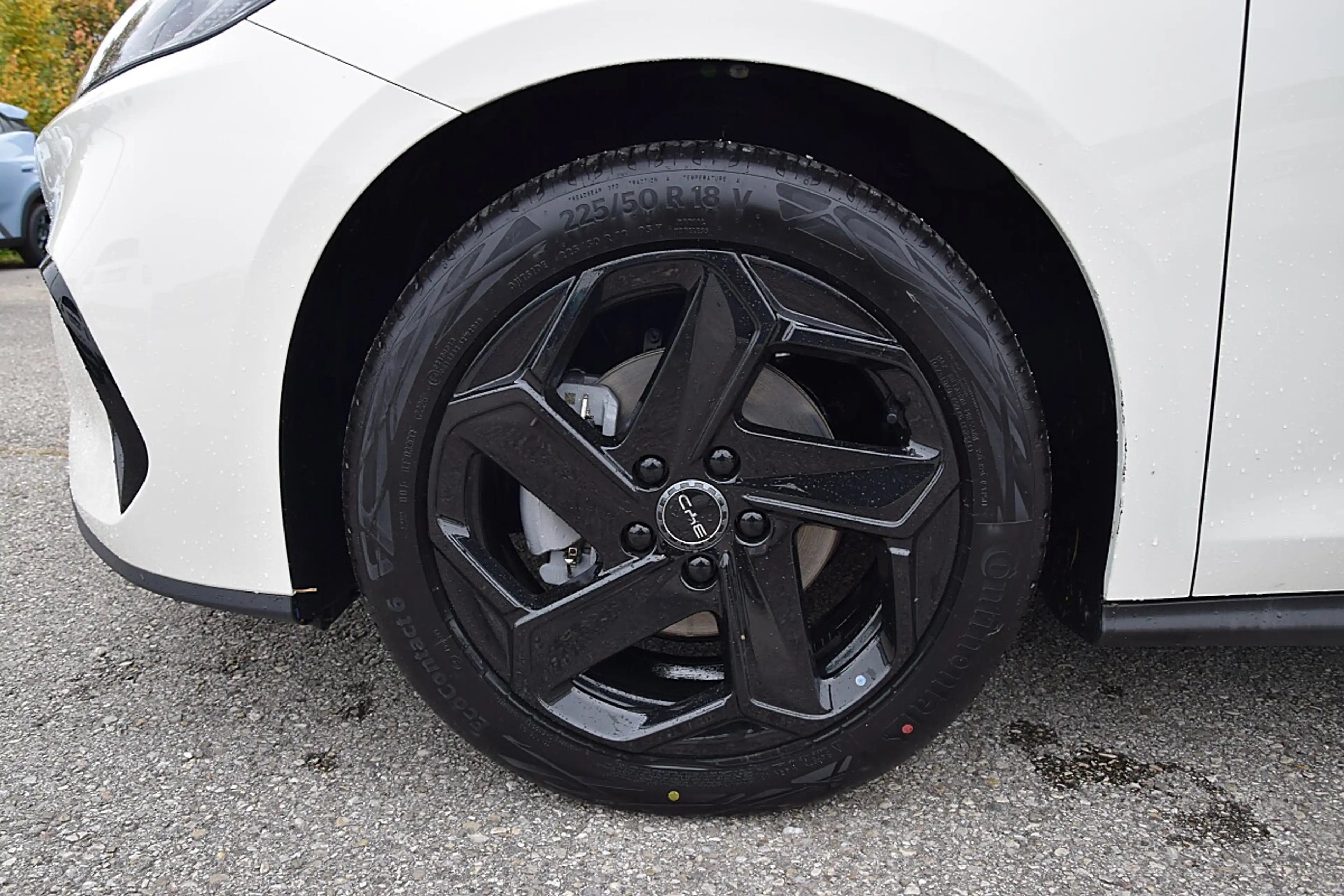 BYD Seal 6 DM-i Touring PHEV 19kWh Comfort Österreich Paket — photo 5